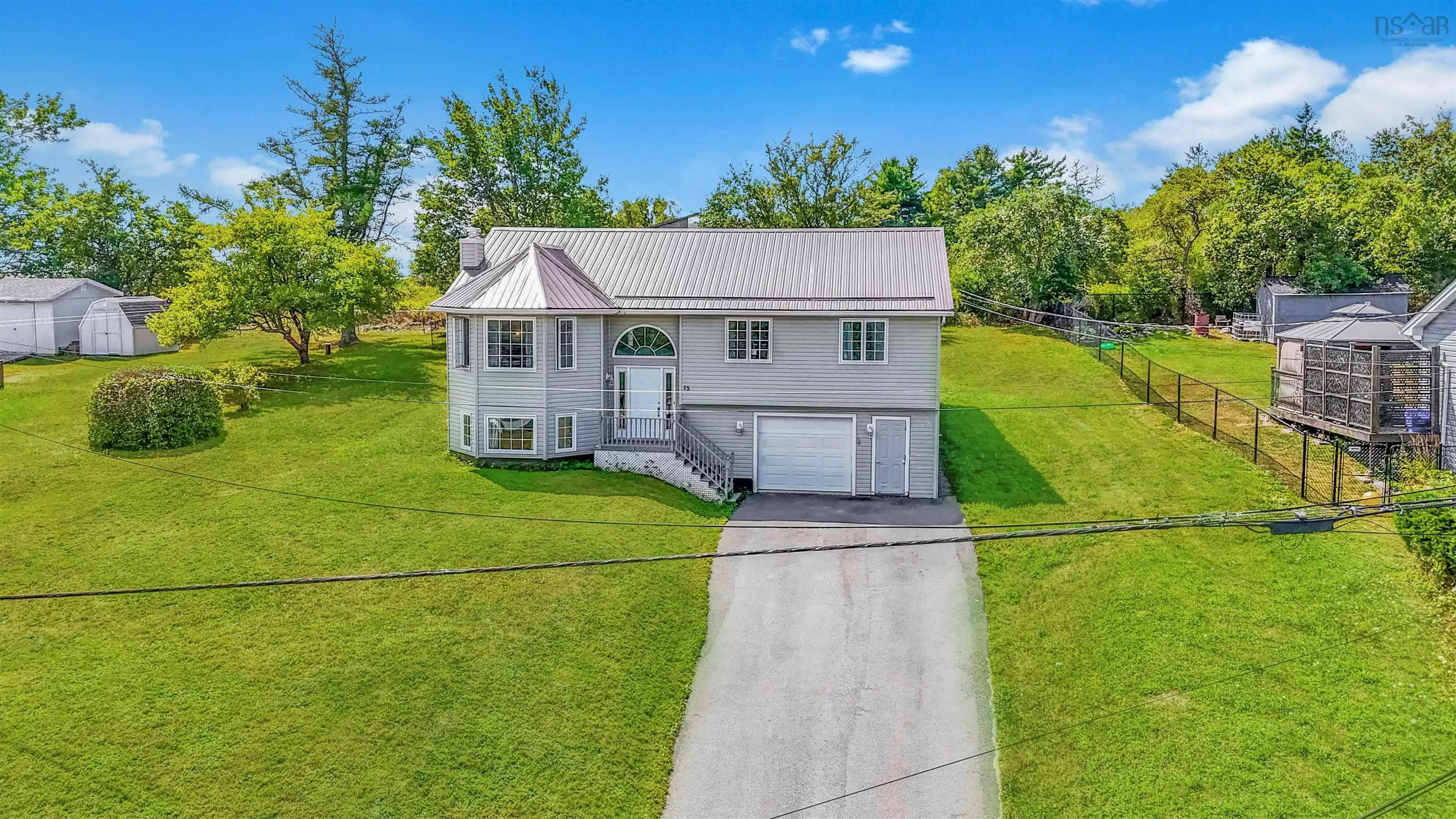 13 First Avenue, Upper Sackville, NS B4E 3B5, 3 Bedrooms Bedrooms, ,2 BathroomsBathrooms,Residential,For Sale,First,202521509
