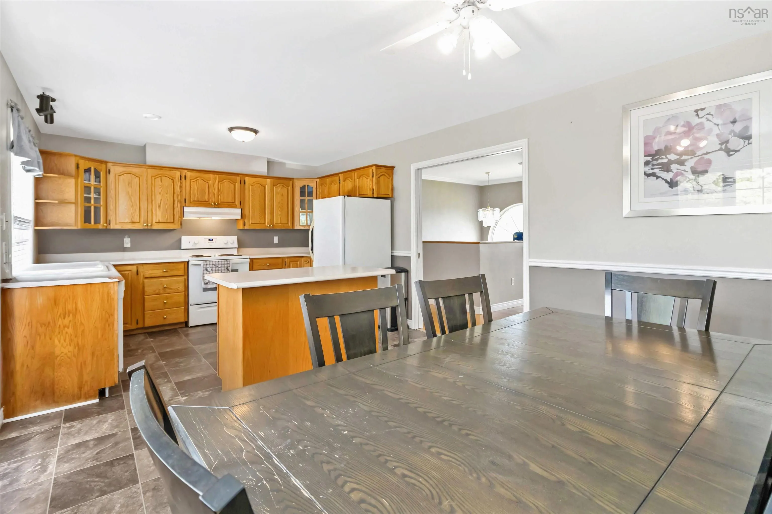 13 First Avenue, Upper Sackville, NS B4E 3B5, 3 Bedrooms Bedrooms, ,2 BathroomsBathrooms,Residential,For Sale,First,202521509