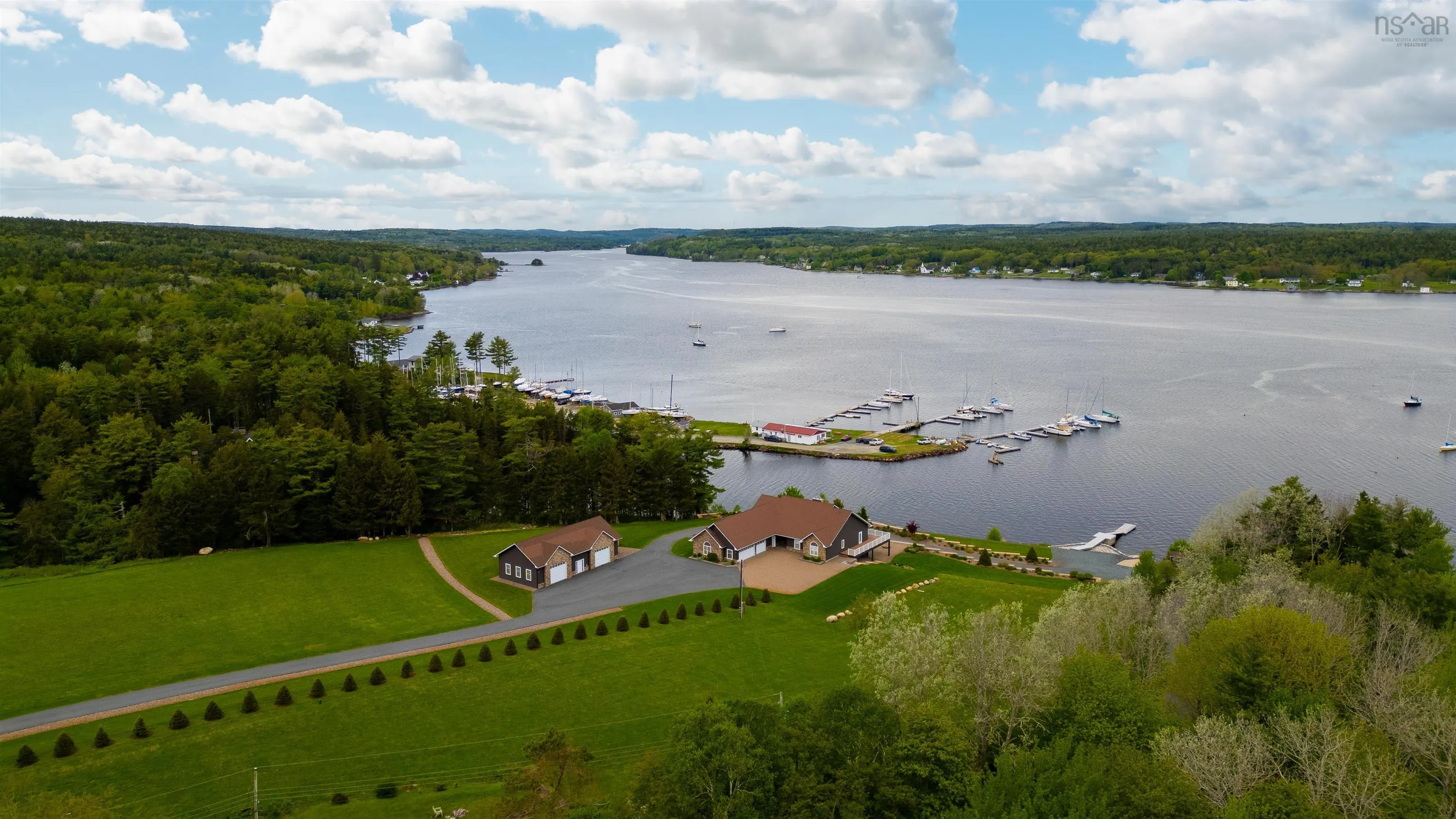 2539 Highway 331, West Lahave Ns B0r 1g0, 4 Bedrooms Bedrooms, ,5 BathroomsBathrooms,Residential,For Sale,Highway 331,202420916