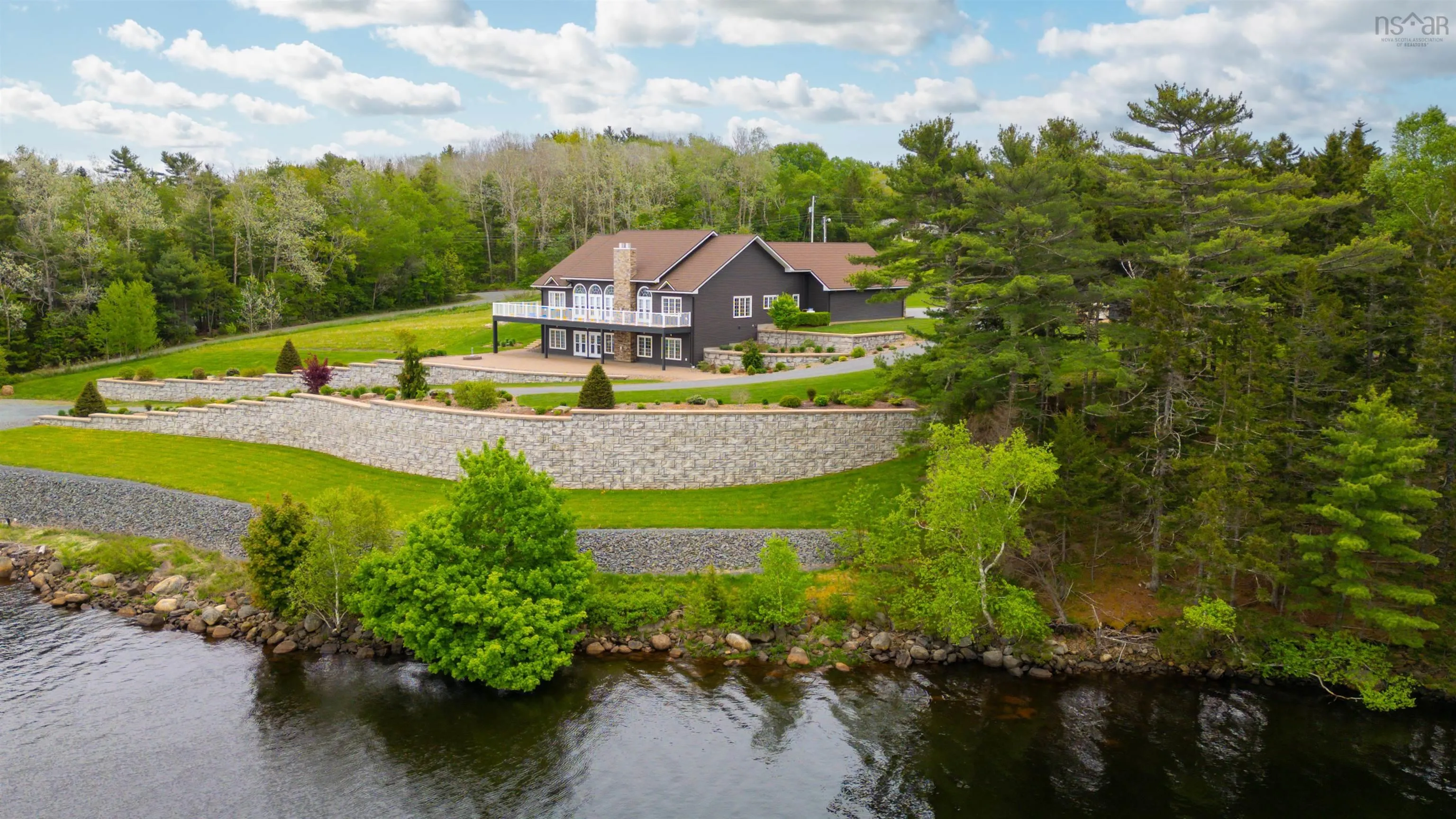 2539 Highway 331, West Lahave Ns B0r 1g0, 4 Bedrooms Bedrooms, ,5 BathroomsBathrooms,Residential,For Sale,Highway 331,202420916