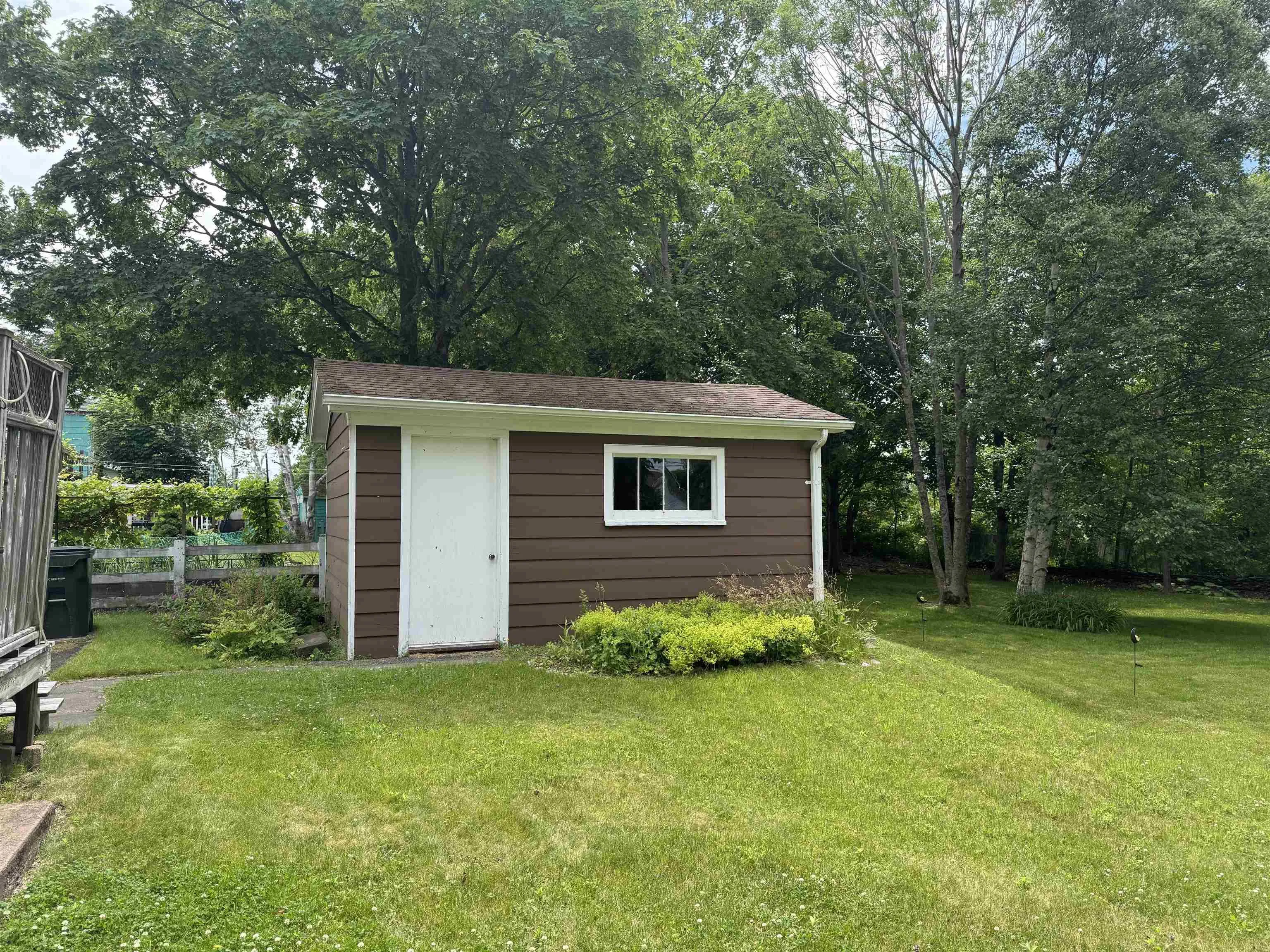 37 Beech Street, Sydney Mines, NS B1V 1J2, 4 Bedrooms Bedrooms, ,2 BathroomsBathrooms,Residential,For Sale,Beech,202517461