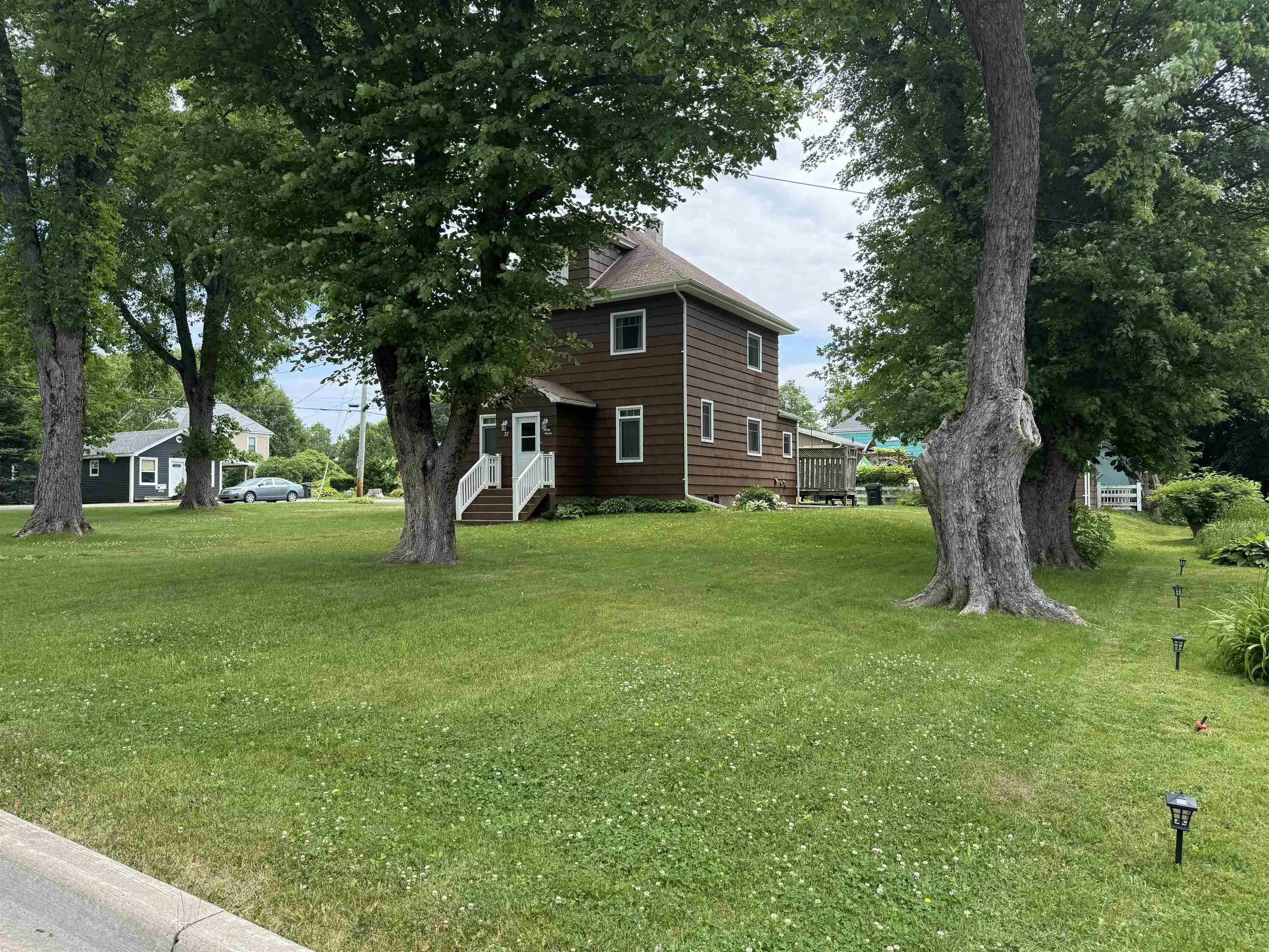 37 Beech Street, Sydney Mines, NS B1V 1J2, 4 Bedrooms Bedrooms, ,2 BathroomsBathrooms,Residential,For Sale,Beech,202517461