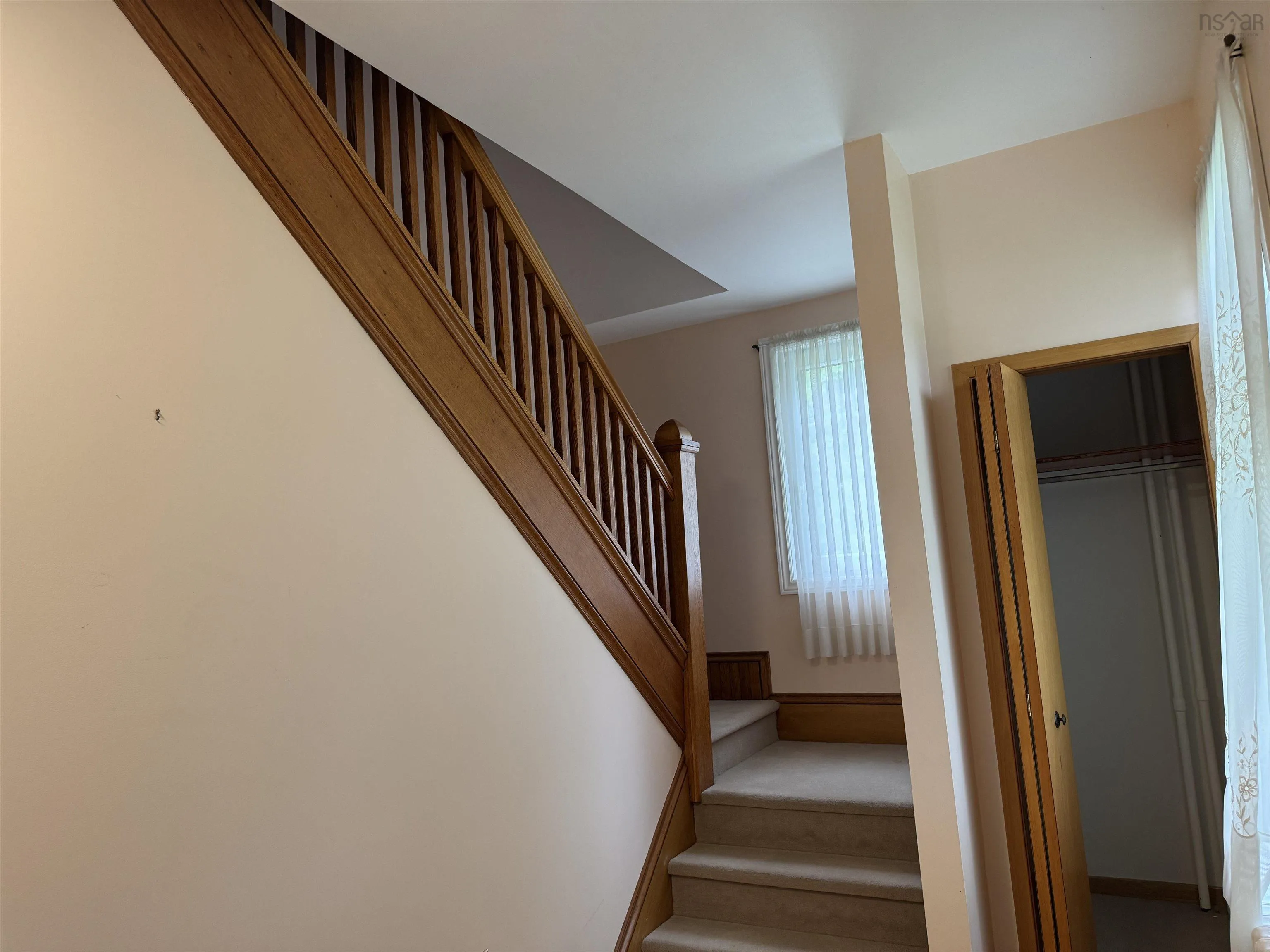 37 Beech Street, Sydney Mines, NS B1V 1J2, 4 Bedrooms Bedrooms, ,2 BathroomsBathrooms,Residential,For Sale,Beech,202517461