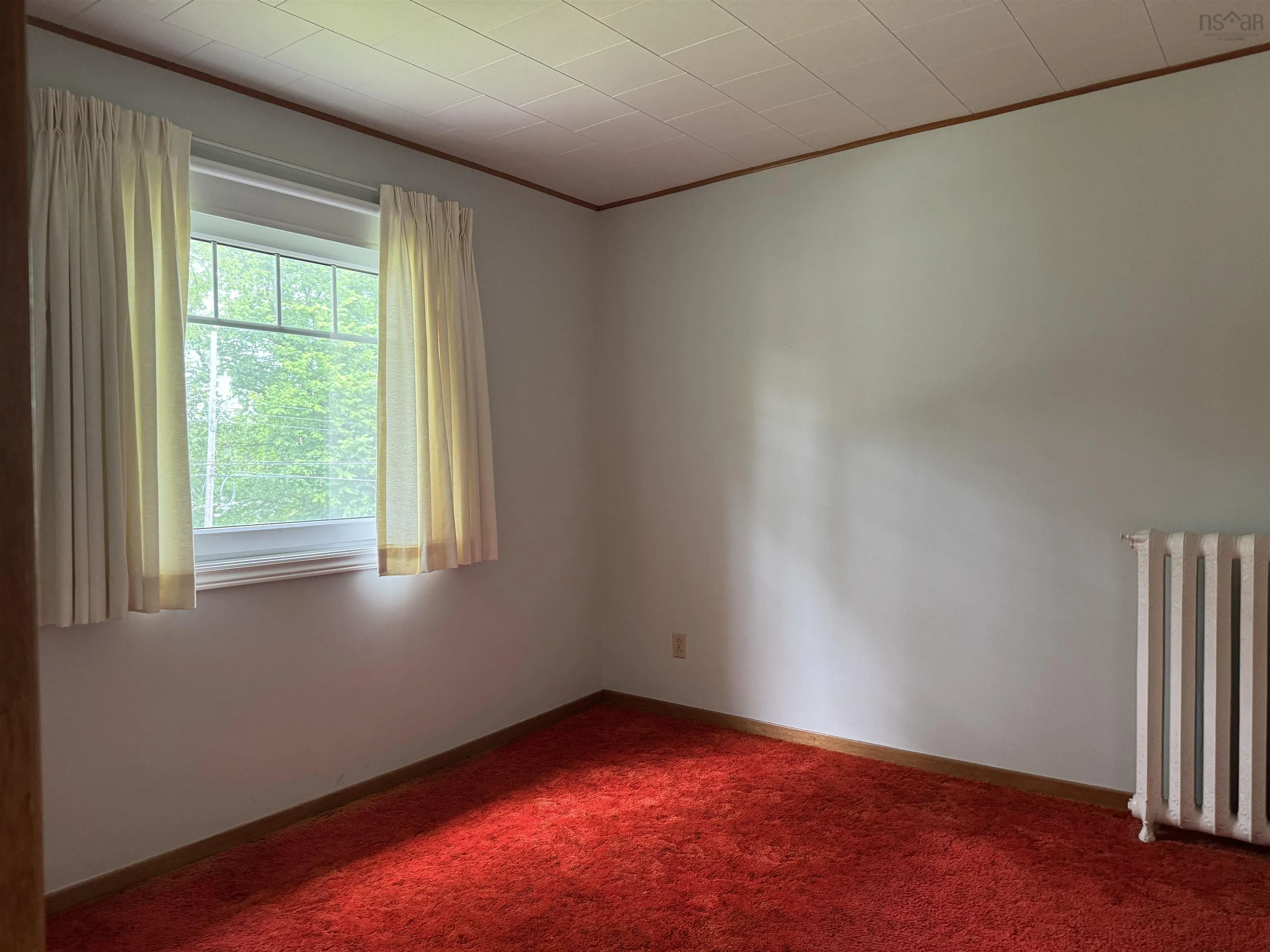 37 Beech Street, Sydney Mines, NS B1V 1J2, 4 Bedrooms Bedrooms, ,2 BathroomsBathrooms,Residential,For Sale,Beech,202517461