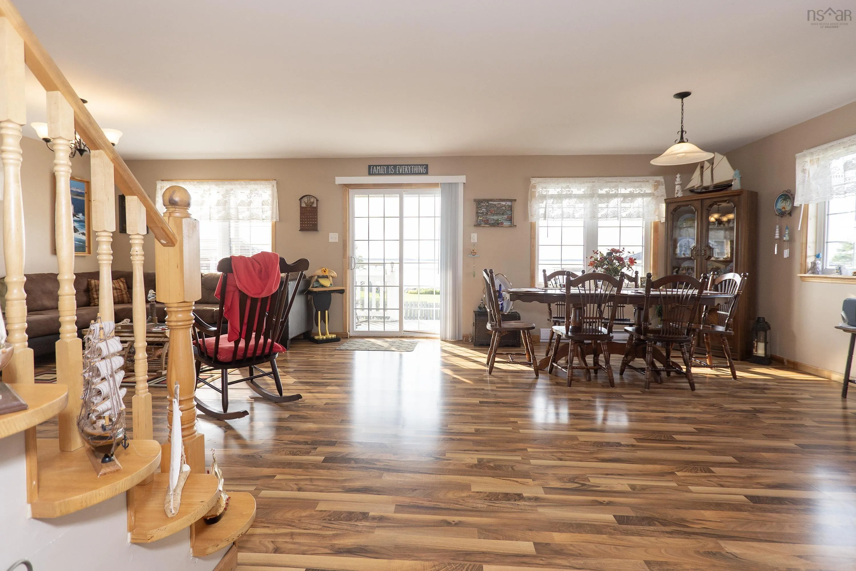 4 Sunset View Drive, Tidnish Bridge, NS B4H 3X9, 2 Bedrooms Bedrooms, ,1 BathroomBathrooms,Residential,For Sale,Sunset View,202519069