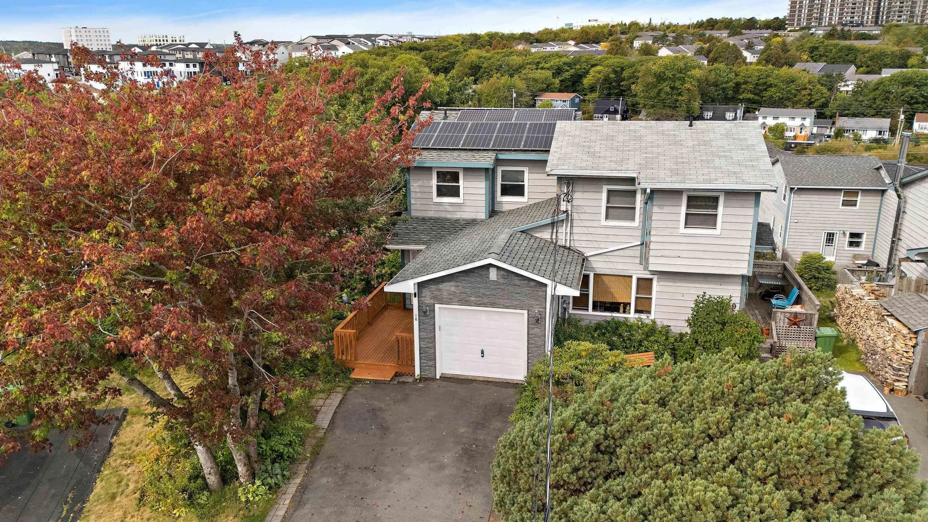 18 Bryden Avenue, Halifax, NS B3P 1H2, 3 Bedrooms Bedrooms, ,2 BathroomsBathrooms,Residential,For Sale,Bryden,202524112