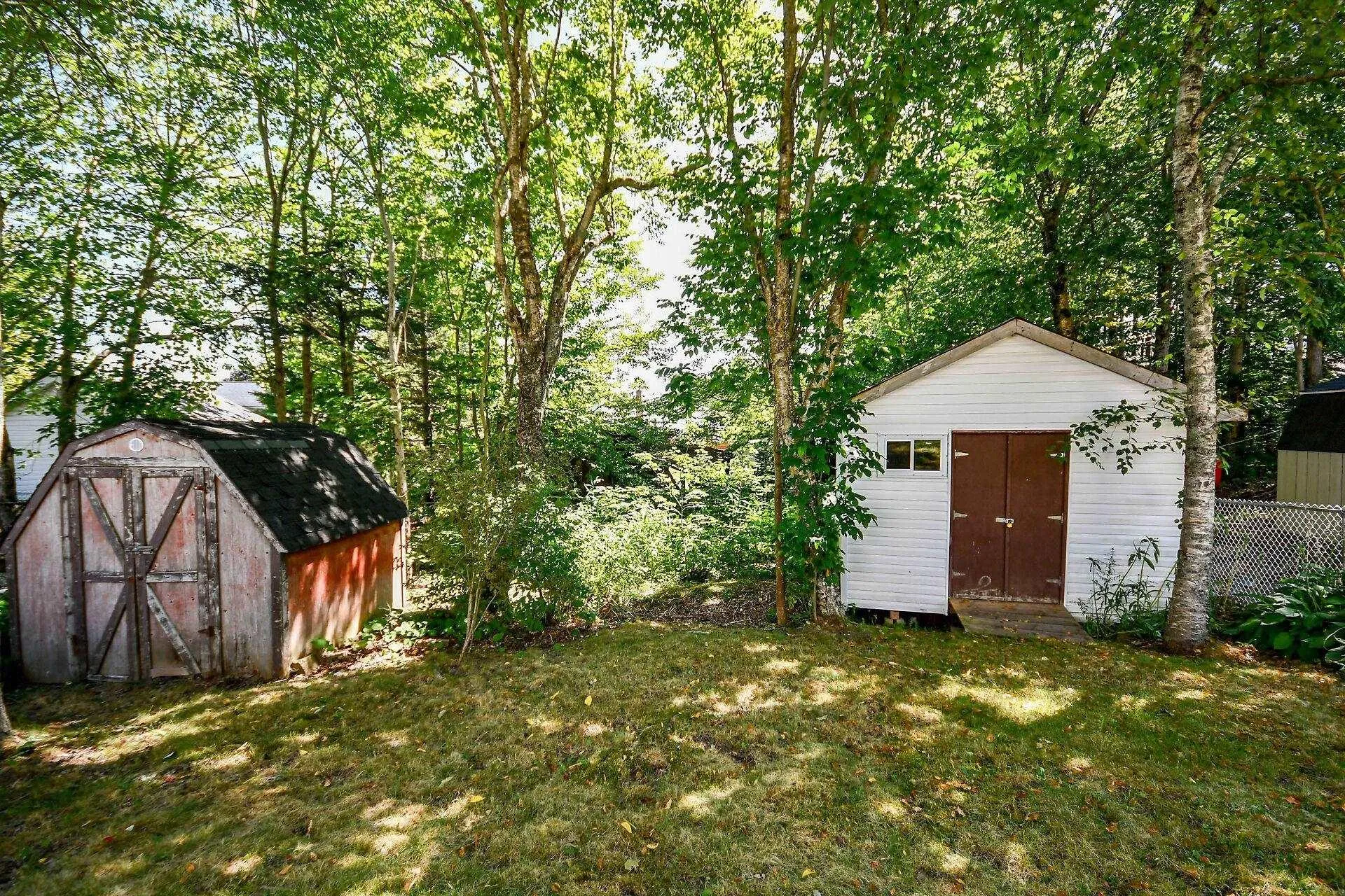 20 Londra Court, Dartmouth, NS B2W 5A5, 3 Bedrooms Bedrooms, ,3 BathroomsBathrooms,Residential,For Sale,Londra,202520887