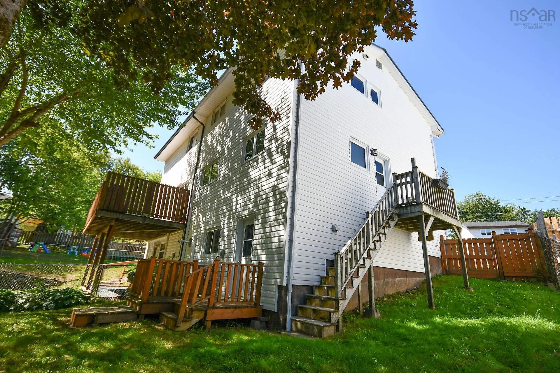 20 Londra Court, Dartmouth, NS B2W 5A5, 3 Bedrooms Bedrooms, ,3 BathroomsBathrooms,Residential,For Sale,Londra,202520887