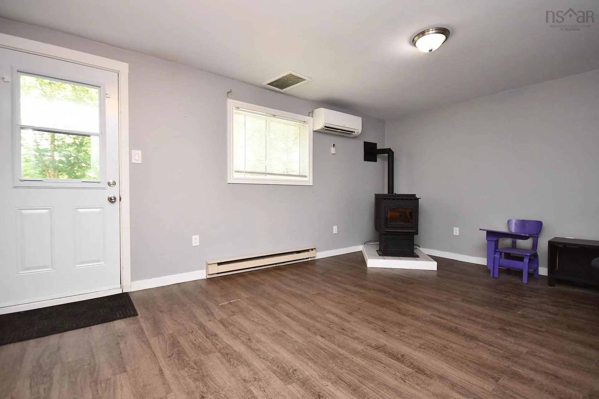 20 Londra Court, Dartmouth, NS B2W 5A5, 3 Bedrooms Bedrooms, ,3 BathroomsBathrooms,Residential,For Sale,Londra,202520887