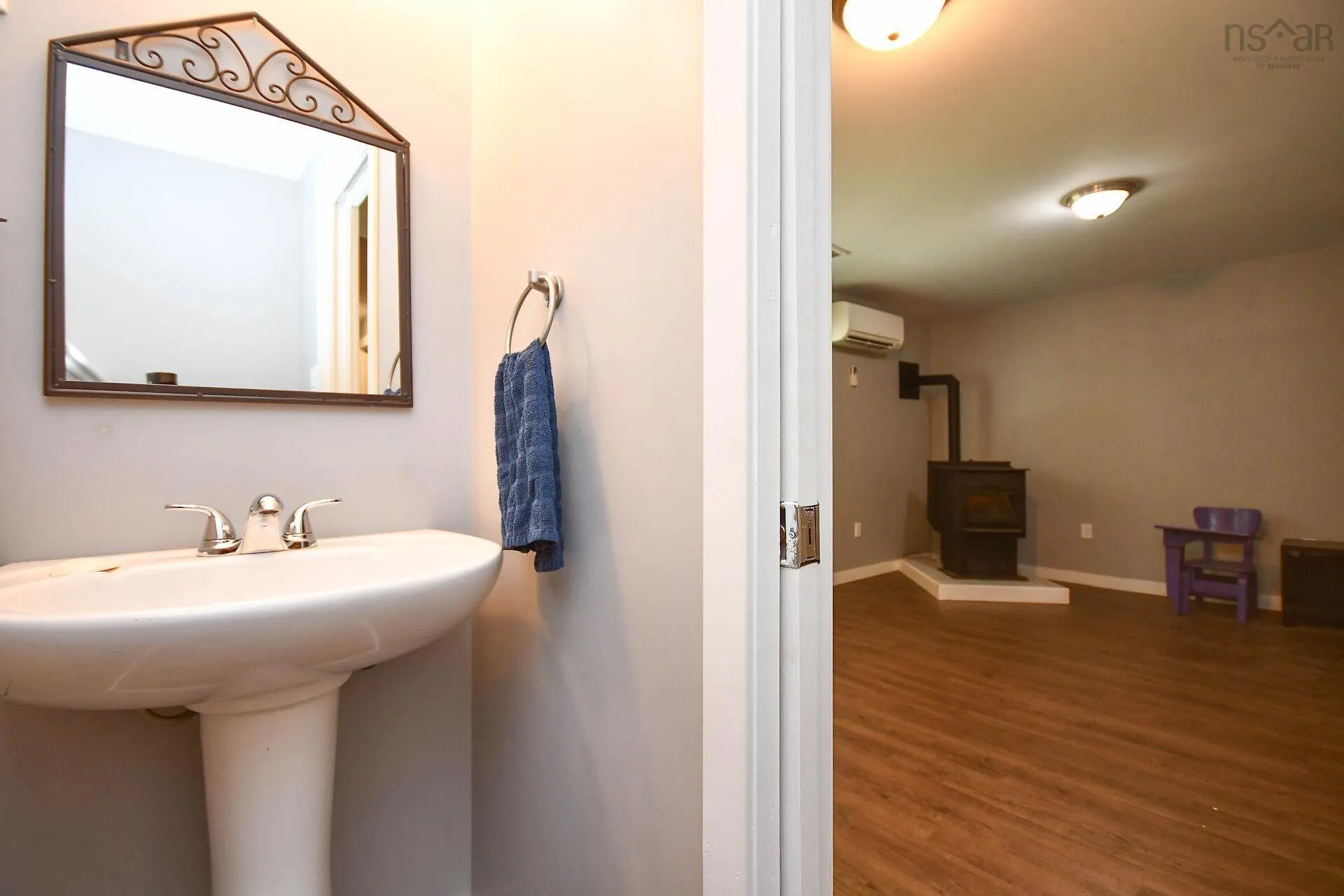 20 Londra Court, Dartmouth, NS B2W 5A5, 3 Bedrooms Bedrooms, ,3 BathroomsBathrooms,Residential,For Sale,Londra,202520887