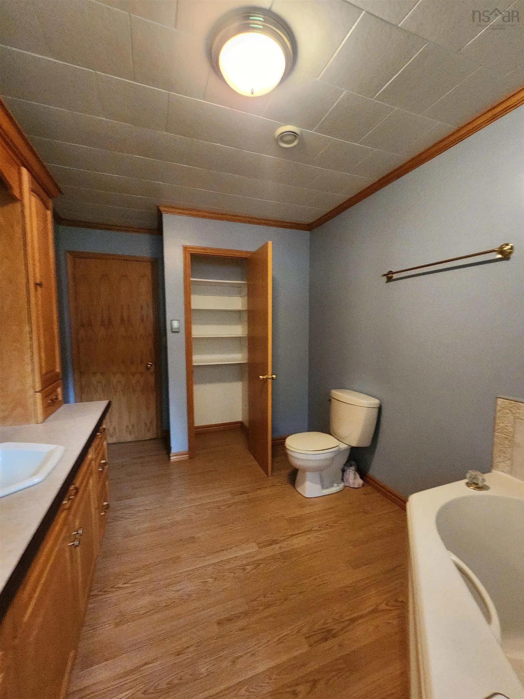 3379 Hwy 3 Barrington Passage, Barrington Passage, NS B0T 1W0, 8 Bedrooms Bedrooms, ,1 BathroomBathrooms,Residential,For Sale,Hwy 3 Barrington Passage,202517272