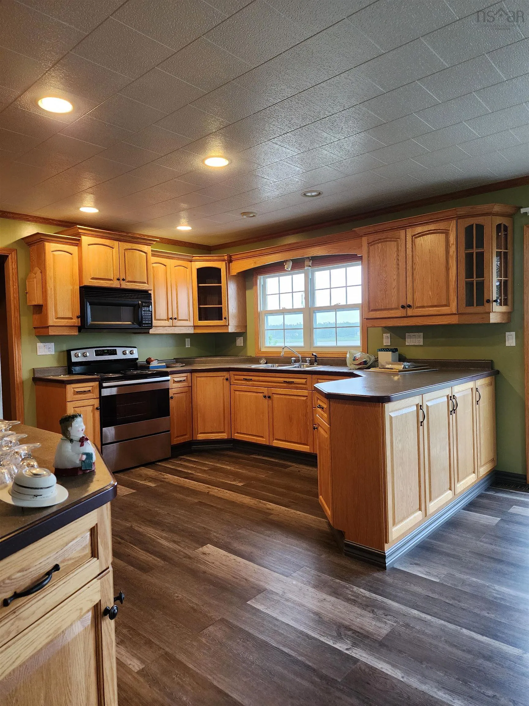 3379 Hwy 3 Barrington Passage, Barrington Passage, NS B0T 1W0, 8 Bedrooms Bedrooms, ,1 BathroomBathrooms,Residential,For Sale,Hwy 3 Barrington Passage,202517272