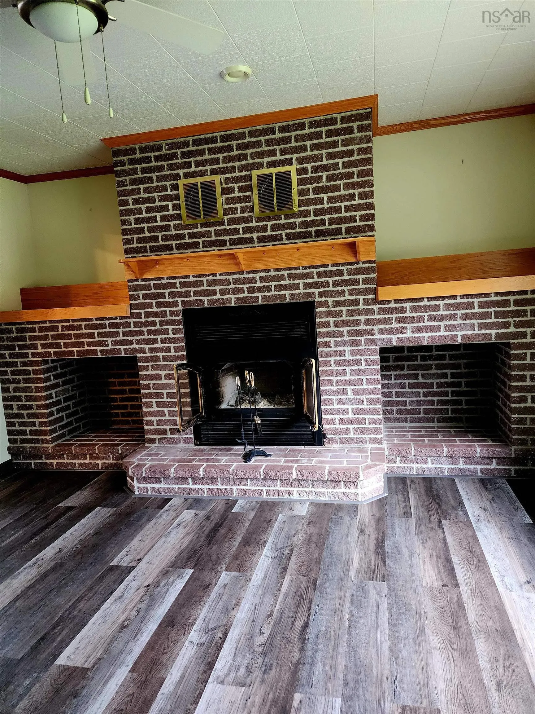 3379 Hwy 3 Barrington Passage, Barrington Passage, NS B0T 1W0, 8 Bedrooms Bedrooms, ,1 BathroomBathrooms,Residential,For Sale,Hwy 3 Barrington Passage,202517272