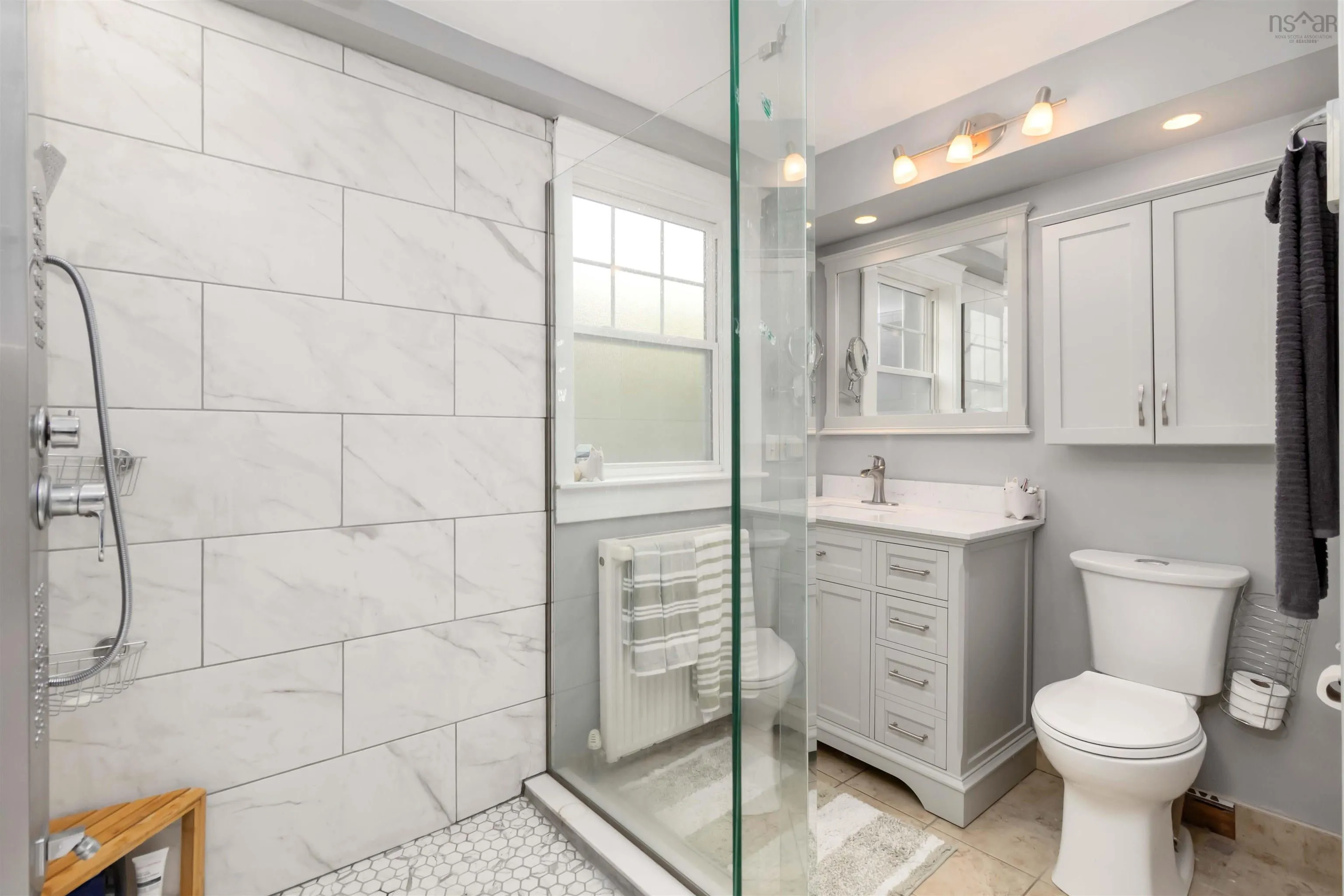 949 Mclean Street, Halifax, NS B3H 2V2, 5 Bedrooms Bedrooms, ,4 BathroomsBathrooms,Residential,For Sale,Mclean,202522839