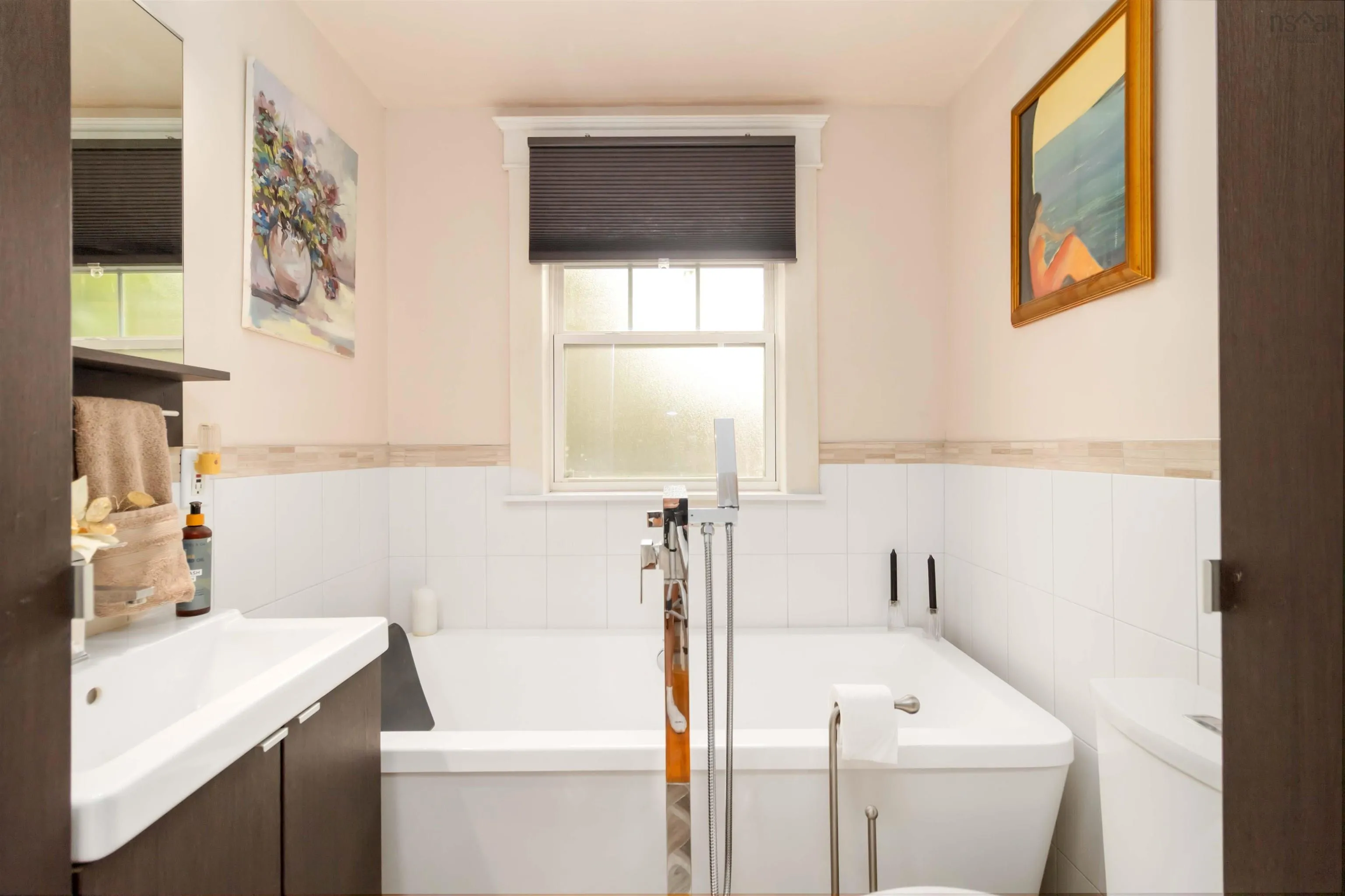 949 Mclean Street, Halifax, NS B3H 2V2, 5 Bedrooms Bedrooms, ,4 BathroomsBathrooms,Residential,For Sale,Mclean,202522839