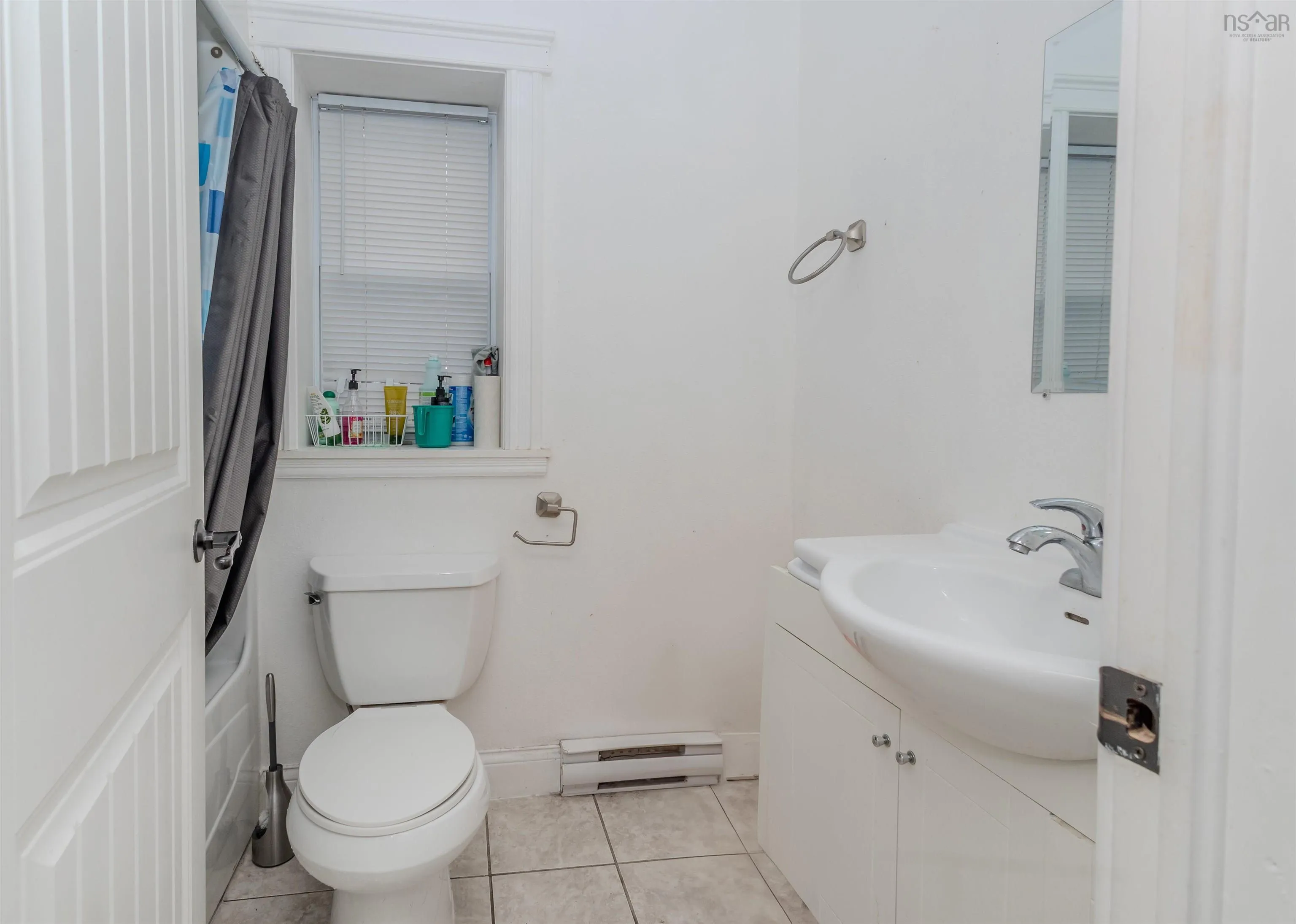 24-26 Weidner Drive, Sydney River Ns B1s 1v5, 6 Bedrooms Bedrooms, ,Residential Income,For Sale,Weidner,202510087