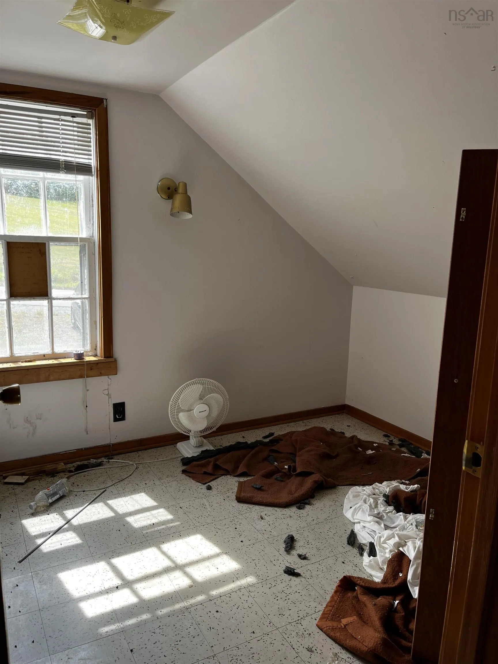104 North Street, Springhill, NS B0M 1X0, 3 Bedrooms Bedrooms, ,2 BathroomsBathrooms,Residential,For Sale,North,202523222