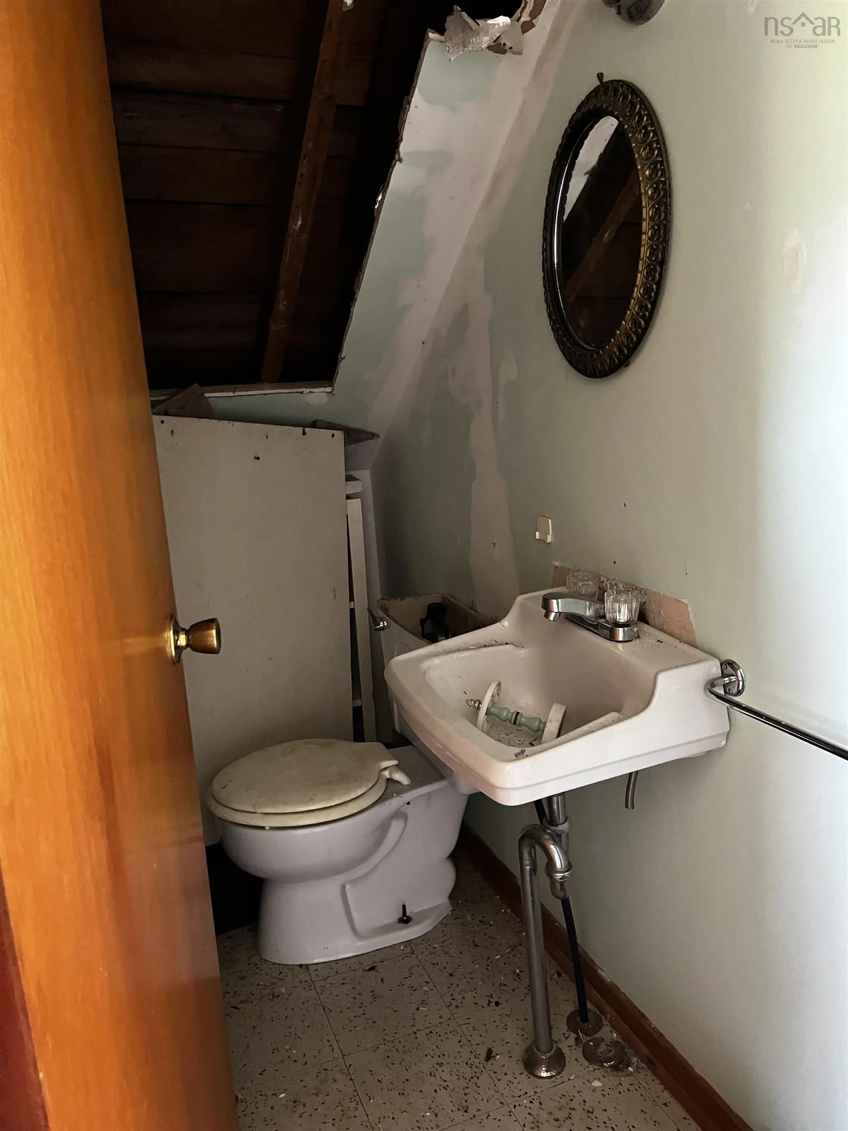 104 North Street, Springhill, NS B0M 1X0, 3 Bedrooms Bedrooms, ,2 BathroomsBathrooms,Residential,For Sale,North,202523222