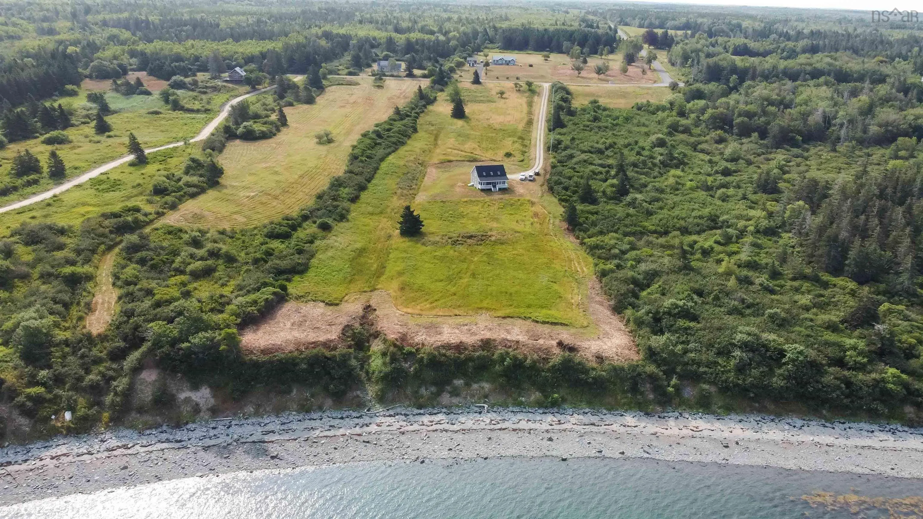 885 Fort Point Road, Ashmore, NS B0W 3T0, 3 Bedrooms Bedrooms, ,2 BathroomsBathrooms,Residential,For Sale,Fort Point,202520208