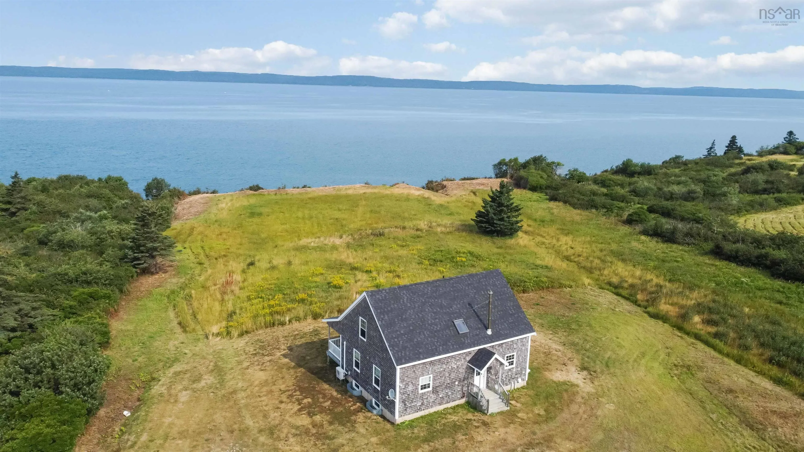 885 Fort Point Road, Ashmore, NS B0W 3T0, 3 Bedrooms Bedrooms, ,2 BathroomsBathrooms,Residential,For Sale,Fort Point,202520208