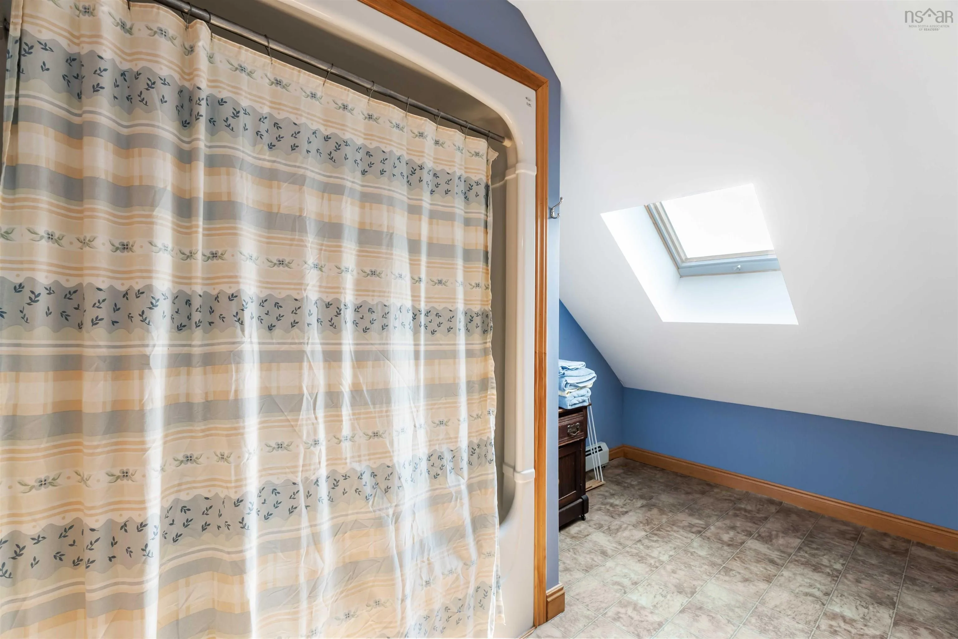 885 Fort Point Road, Ashmore, NS B0W 3T0, 3 Bedrooms Bedrooms, ,2 BathroomsBathrooms,Residential,For Sale,Fort Point,202520208