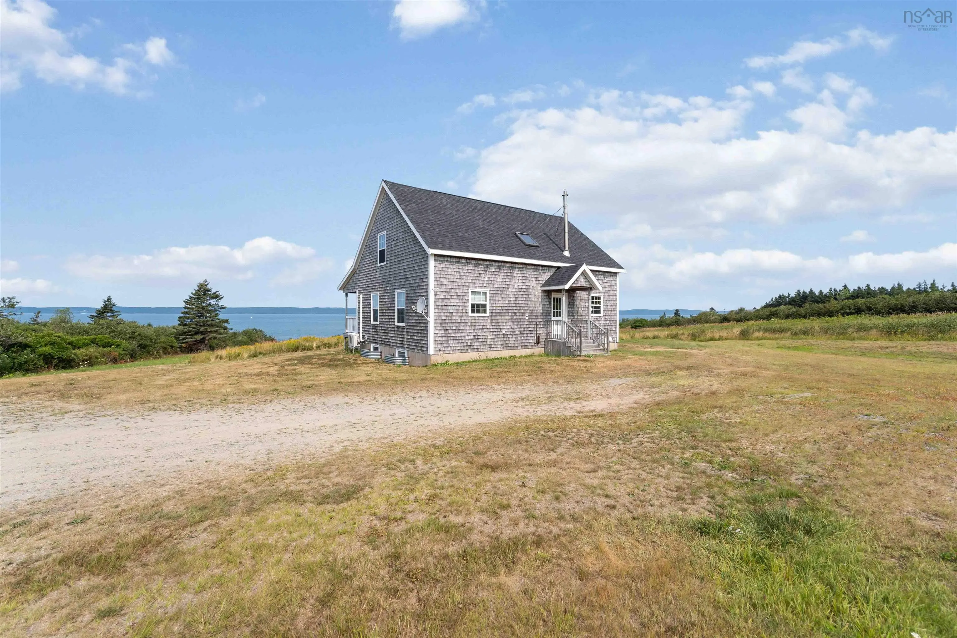 885 Fort Point Road, Ashmore, NS B0W 3T0, 3 Bedrooms Bedrooms, ,2 BathroomsBathrooms,Residential,For Sale,Fort Point,202520208