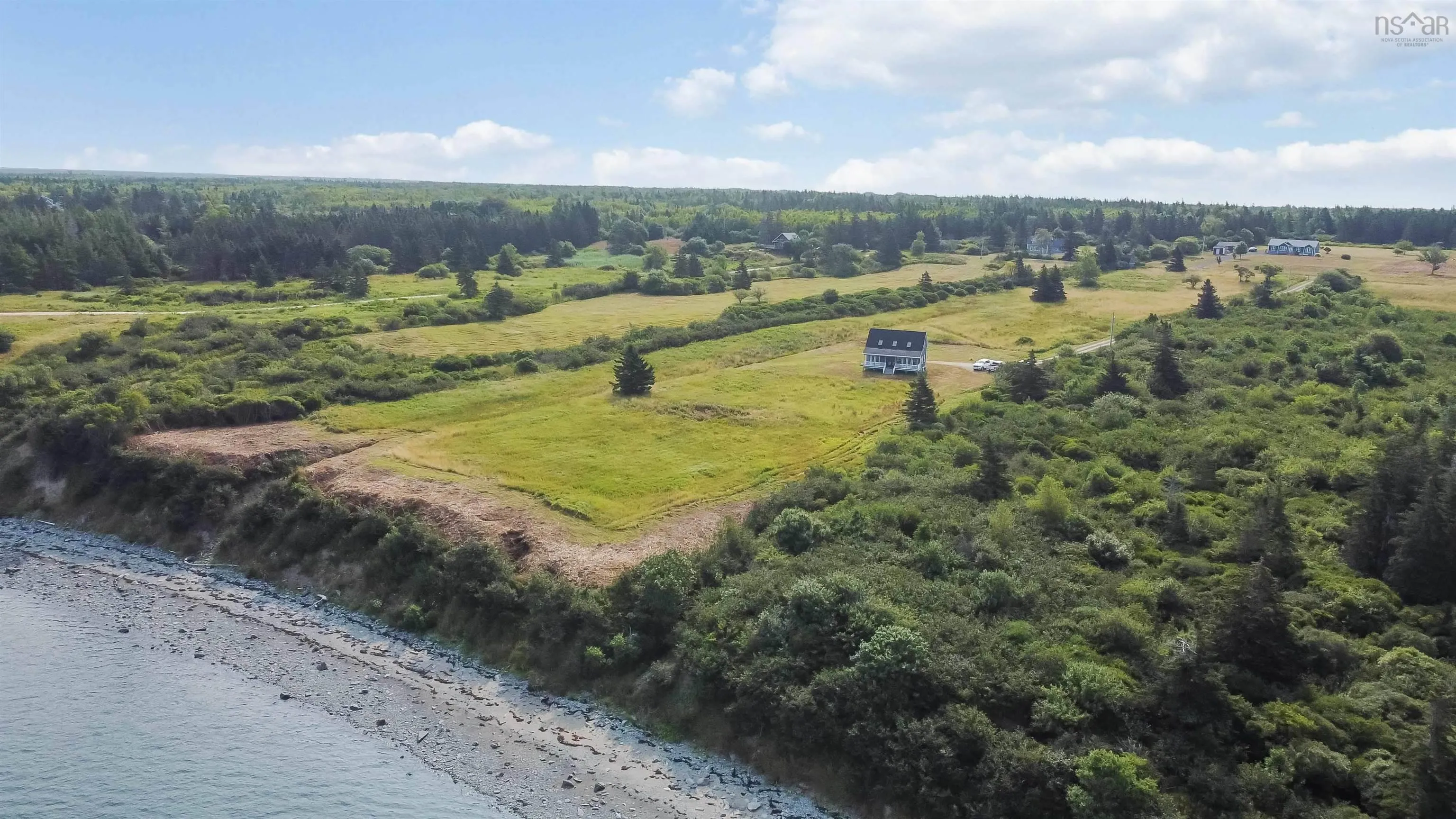 885 Fort Point Road, Ashmore, NS B0W 3T0, 3 Bedrooms Bedrooms, ,2 BathroomsBathrooms,Residential,For Sale,Fort Point,202520208