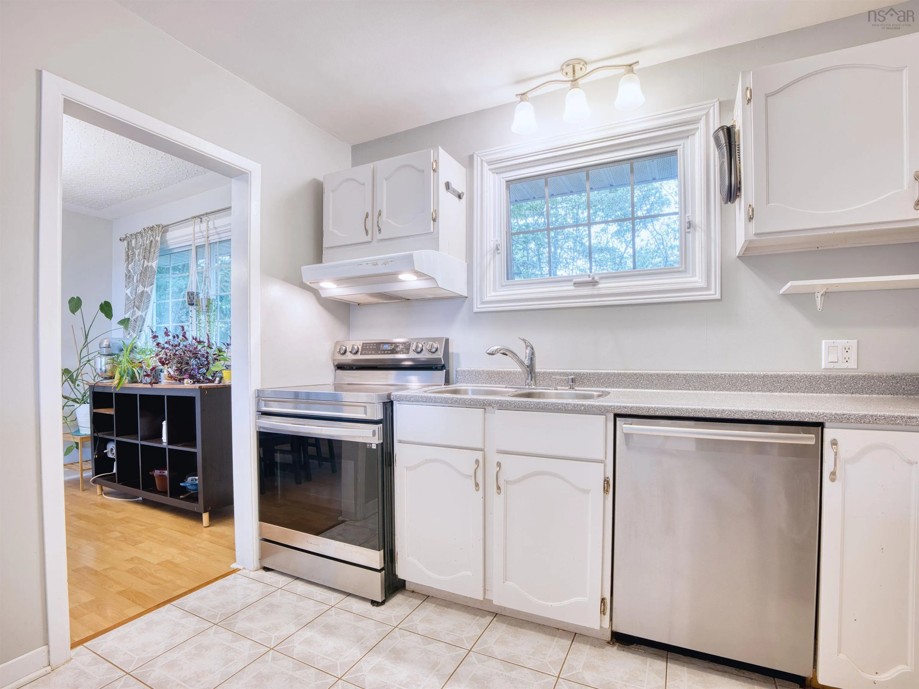 44 Marlwood Drive, Halifax, NS B3M 3H2, 3 Bedrooms Bedrooms, ,2 BathroomsBathrooms,Residential,For Sale,Marlwood,202521094