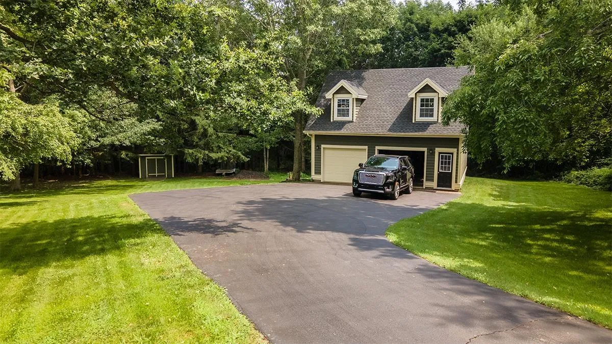 125 Town Road, Falmouth, NS B0P 1P0, 4 Bedrooms Bedrooms, ,4 BathroomsBathrooms,Residential,For Sale,Town,202517738