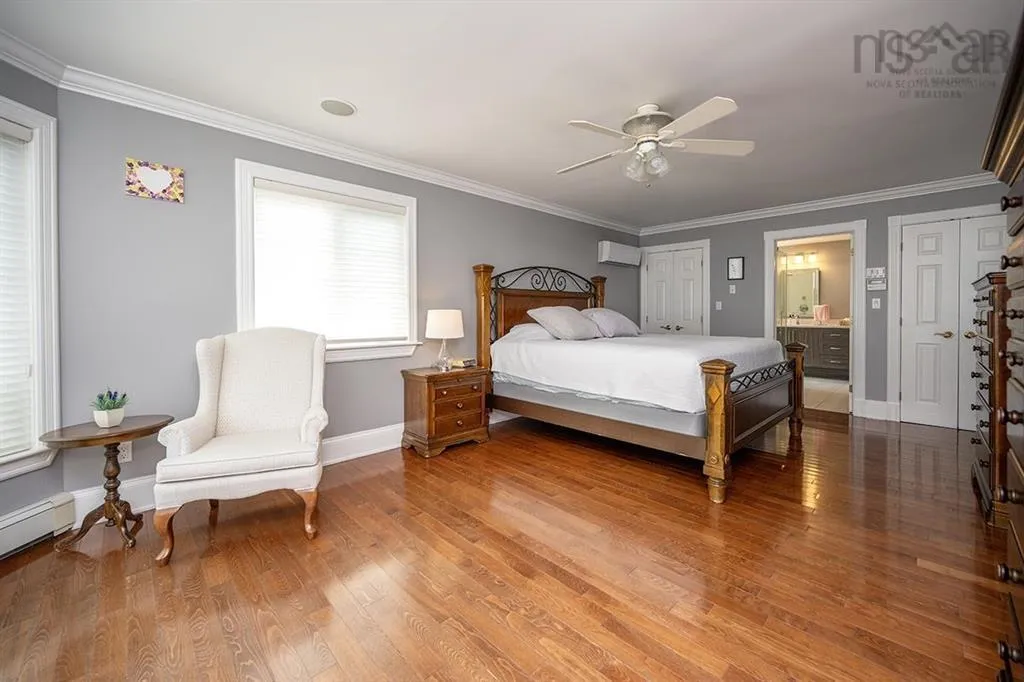 125 Town Road, Falmouth, NS B0P 1P0, 4 Bedrooms Bedrooms, ,4 BathroomsBathrooms,Residential,For Sale,Town,202517738