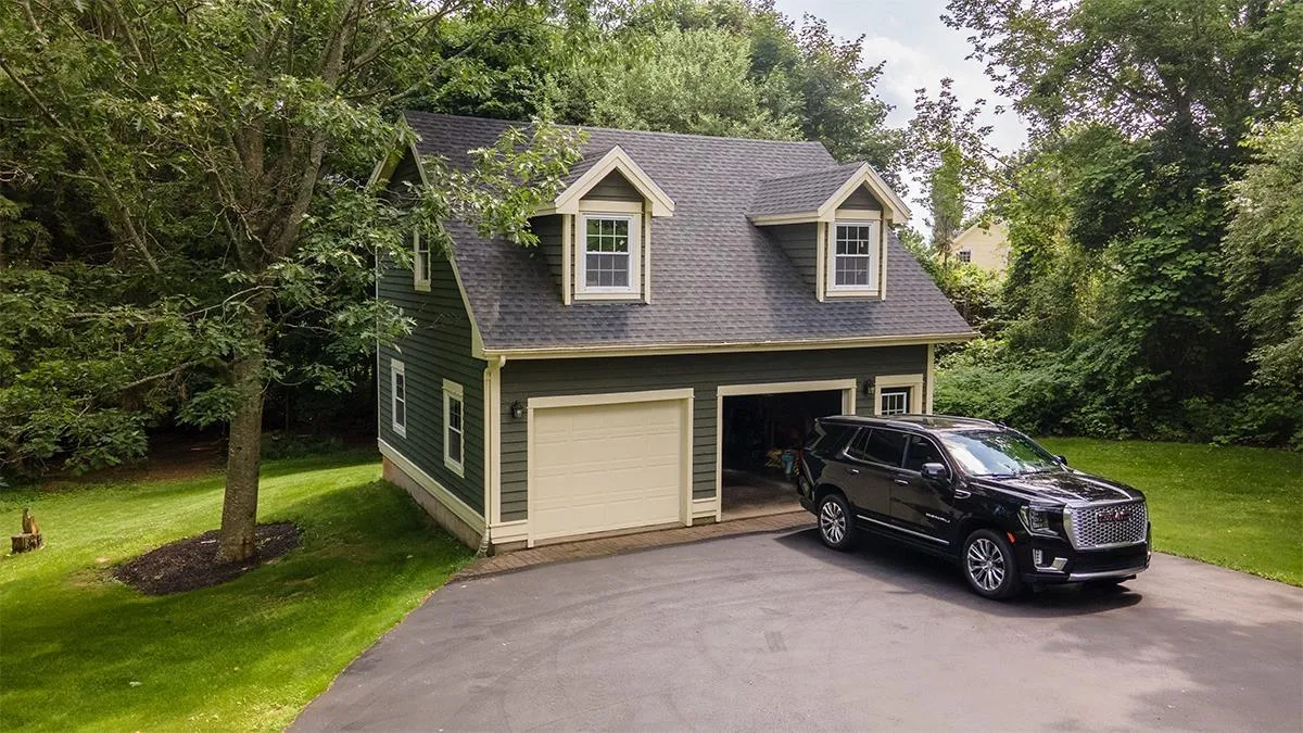125 Town Road, Falmouth, NS B0P 1P0, 4 Bedrooms Bedrooms, ,4 BathroomsBathrooms,Residential,For Sale,Town,202517738