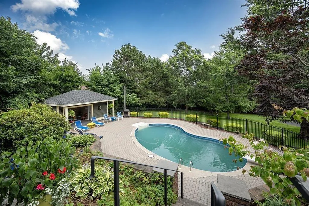 125 Town Road, Falmouth, NS B0P 1P0, 4 Bedrooms Bedrooms, ,4 BathroomsBathrooms,Residential,For Sale,Town,202517738