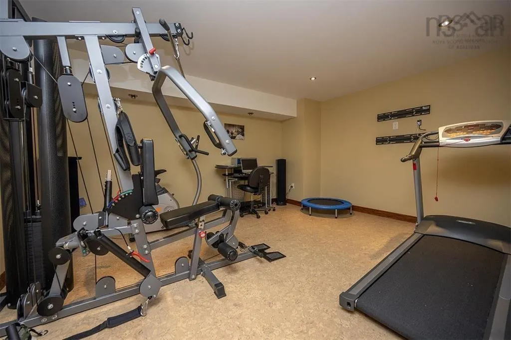 125 Town Road, Falmouth, NS B0P 1P0, 4 Bedrooms Bedrooms, ,4 BathroomsBathrooms,Residential,For Sale,Town,202517738
