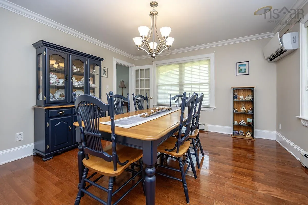 125 Town Road, Falmouth, NS B0P 1P0, 4 Bedrooms Bedrooms, ,4 BathroomsBathrooms,Residential,For Sale,Town,202517738