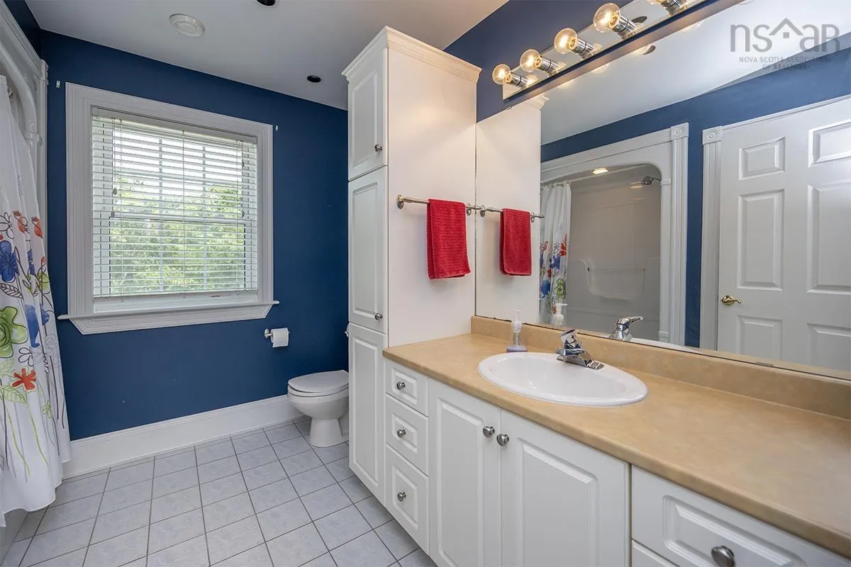 125 Town Road, Falmouth, NS B0P 1P0, 4 Bedrooms Bedrooms, ,4 BathroomsBathrooms,Residential,For Sale,Town,202517738