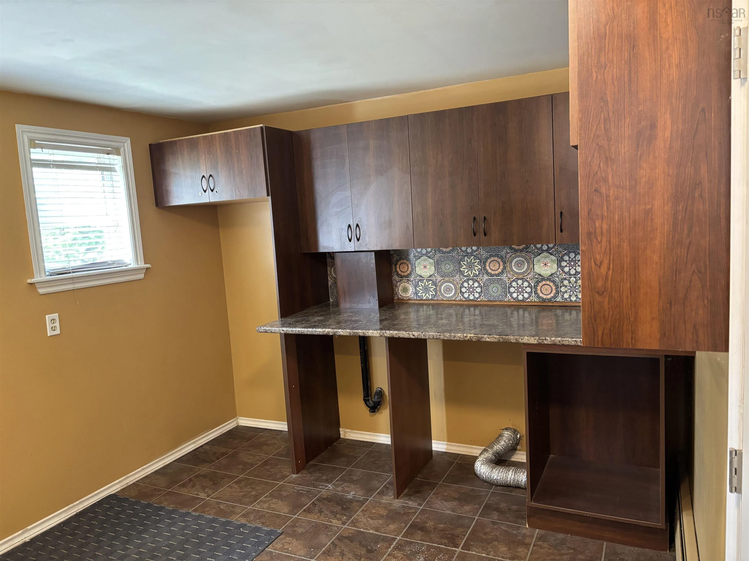 30 Fraser Avenue, Sydney Mines, NS B1V 2B7, 3 Bedrooms Bedrooms, ,2 BathroomsBathrooms,Residential,For Sale,Fraser Avenue,202512739