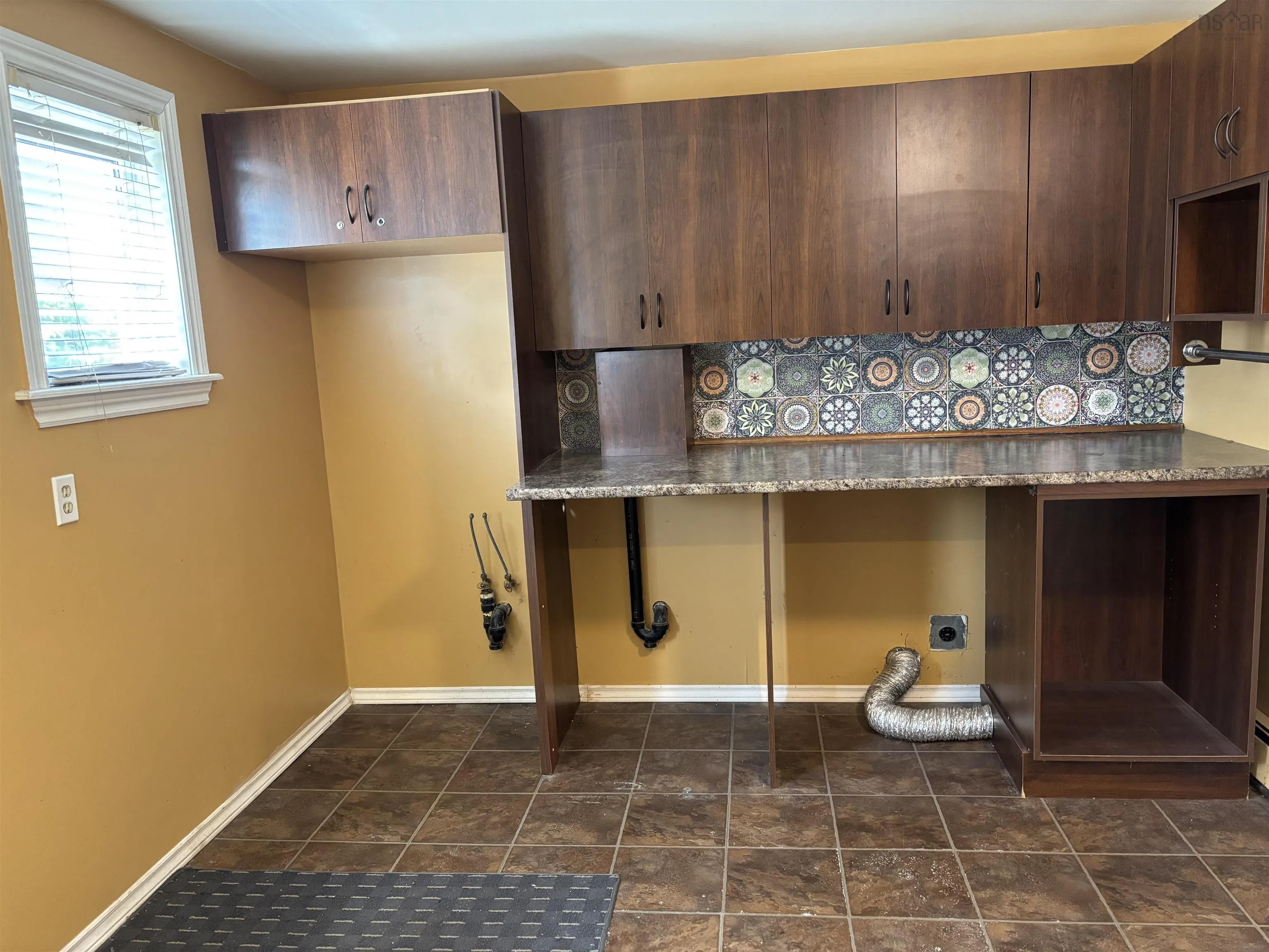 30 Fraser Avenue, Sydney Mines, NS B1V 2B7, 3 Bedrooms Bedrooms, ,2 BathroomsBathrooms,Residential,For Sale,Fraser Avenue,202512739