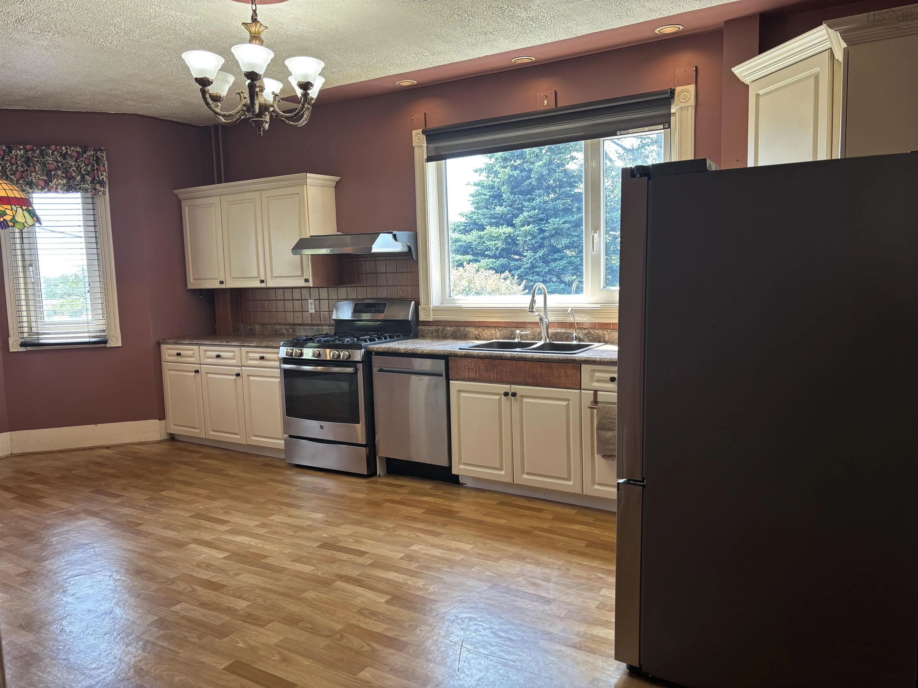 30 Fraser Avenue, Sydney Mines, NS B1V 2B7, 3 Bedrooms Bedrooms, ,2 BathroomsBathrooms,Residential,For Sale,Fraser Avenue,202512739