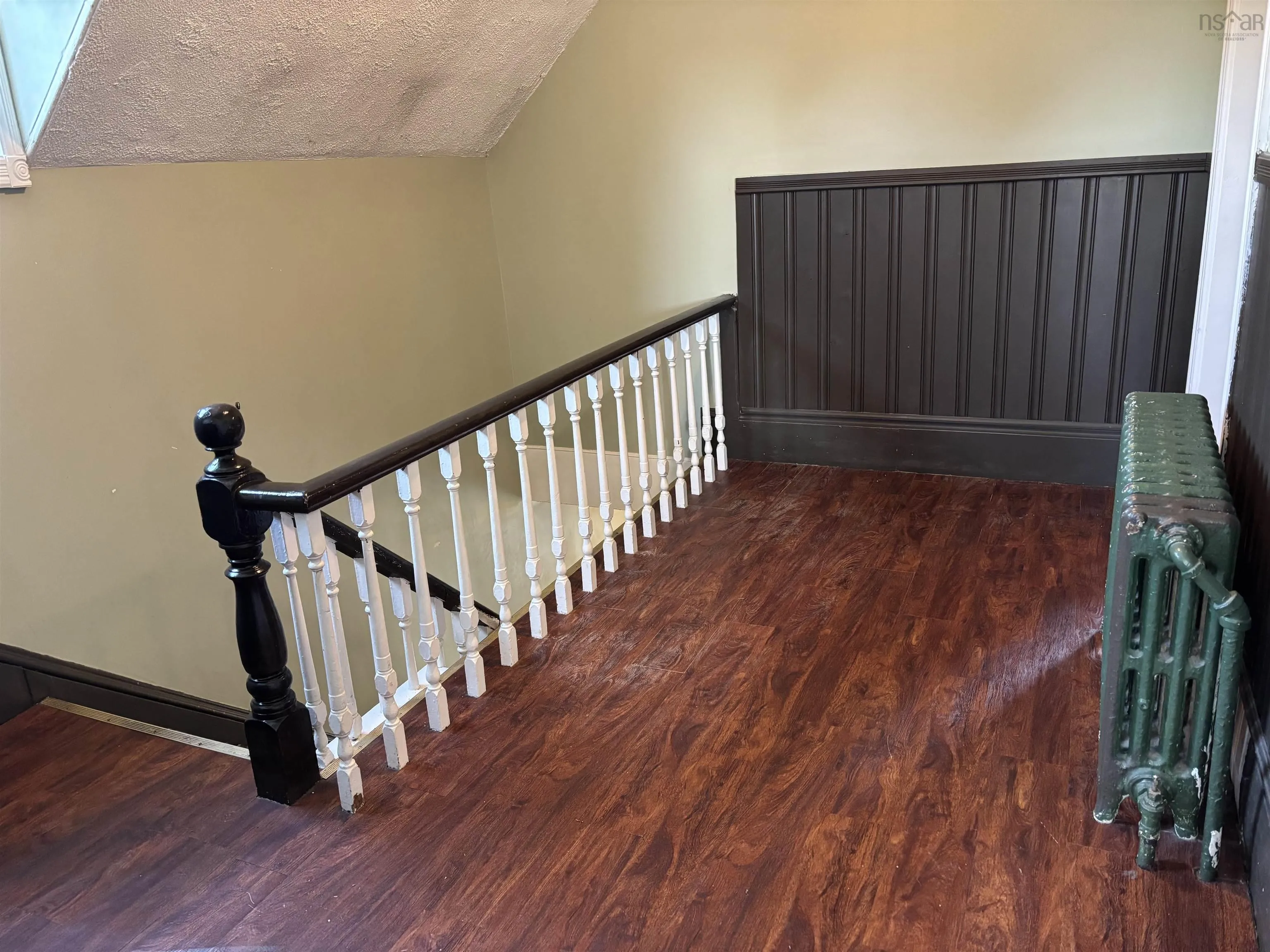 30 Fraser Avenue, Sydney Mines, NS B1V 2B7, 3 Bedrooms Bedrooms, ,2 BathroomsBathrooms,Residential,For Sale,Fraser Avenue,202512739