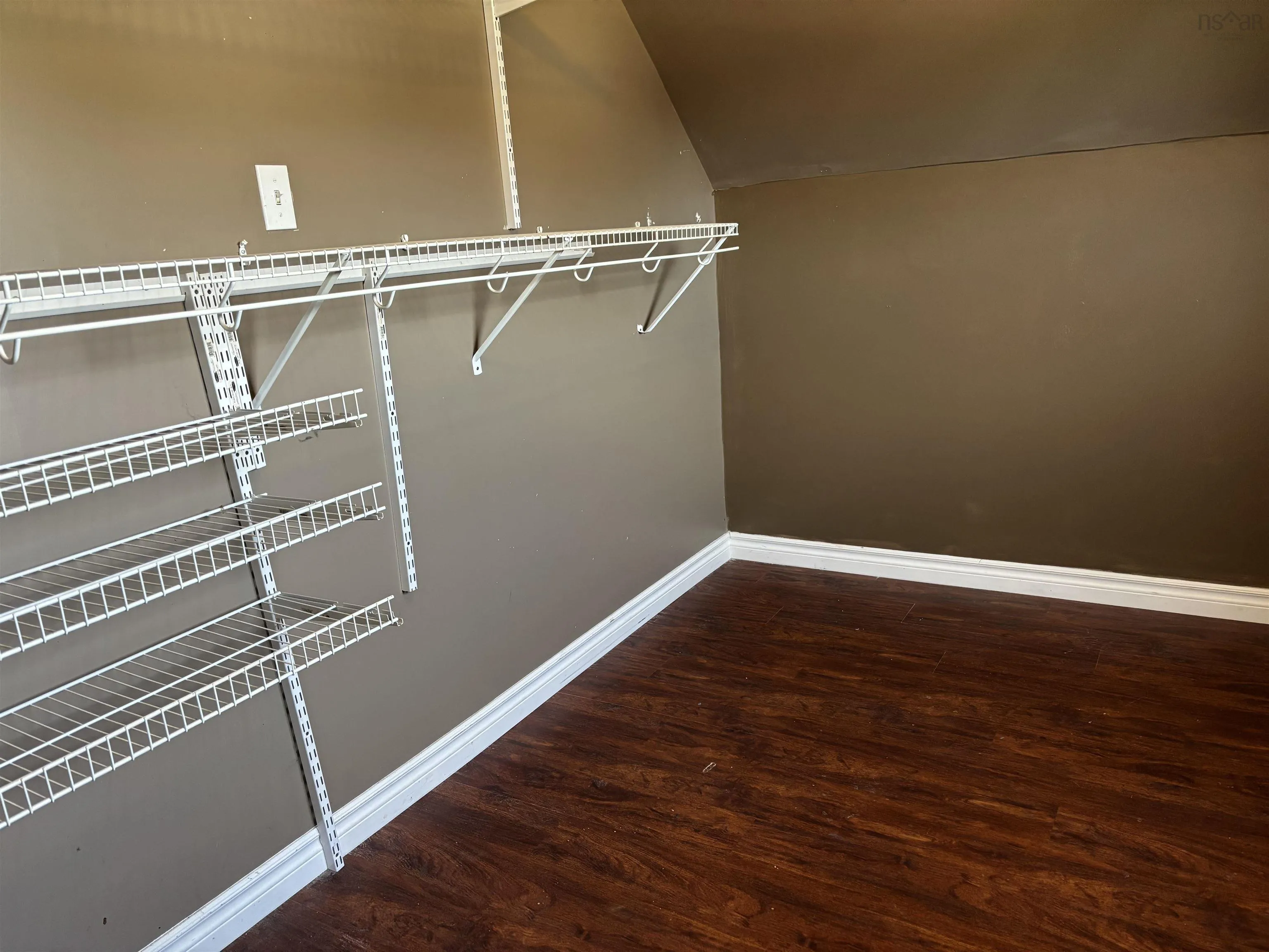 30 Fraser Avenue, Sydney Mines, NS B1V 2B7, 3 Bedrooms Bedrooms, ,2 BathroomsBathrooms,Residential,For Sale,Fraser Avenue,202512739
