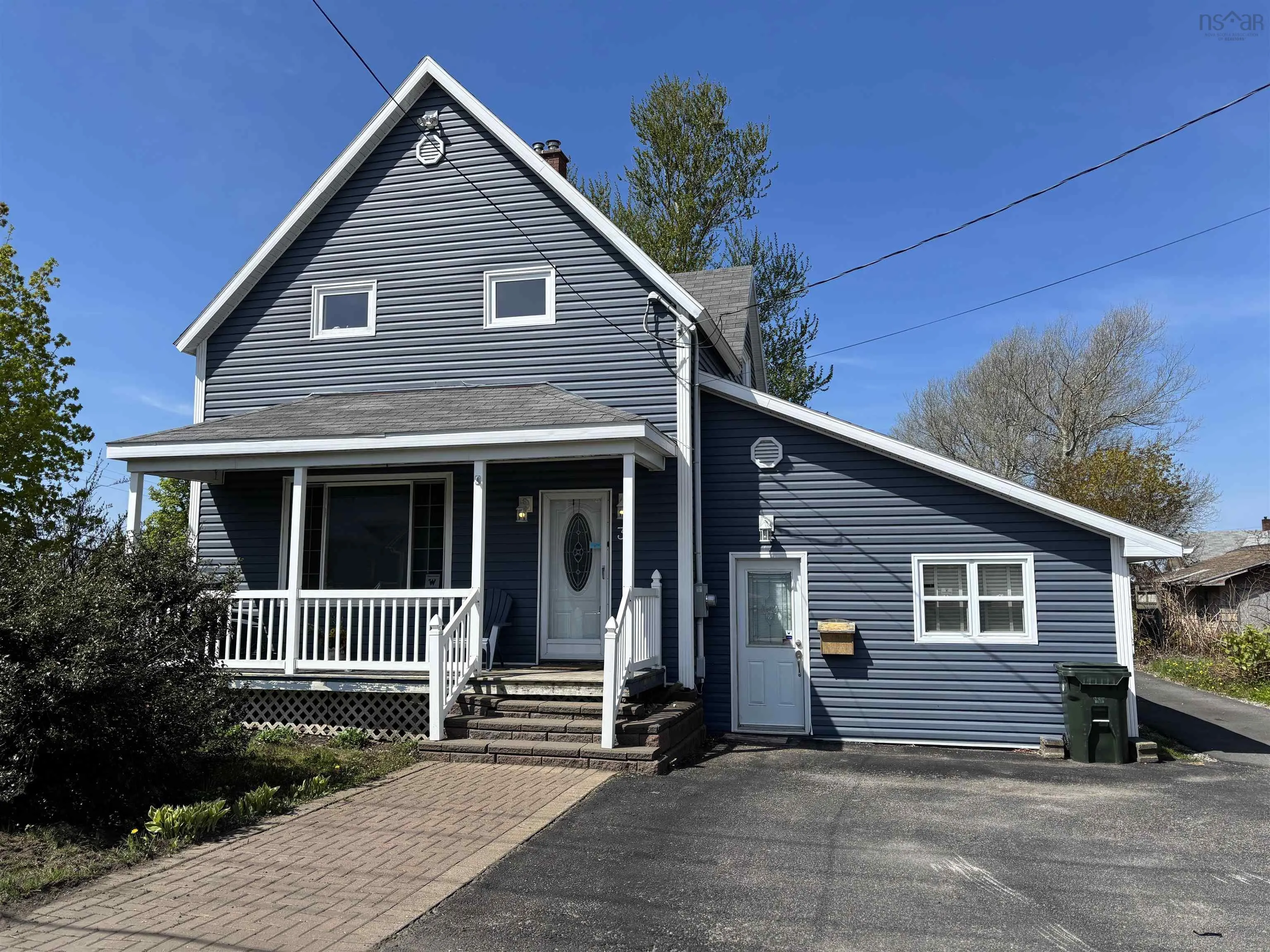 30 Fraser Avenue, Sydney Mines, NS B1V 2B7, 3 Bedrooms Bedrooms, ,2 BathroomsBathrooms,Residential,For Sale,Fraser Avenue,202512739