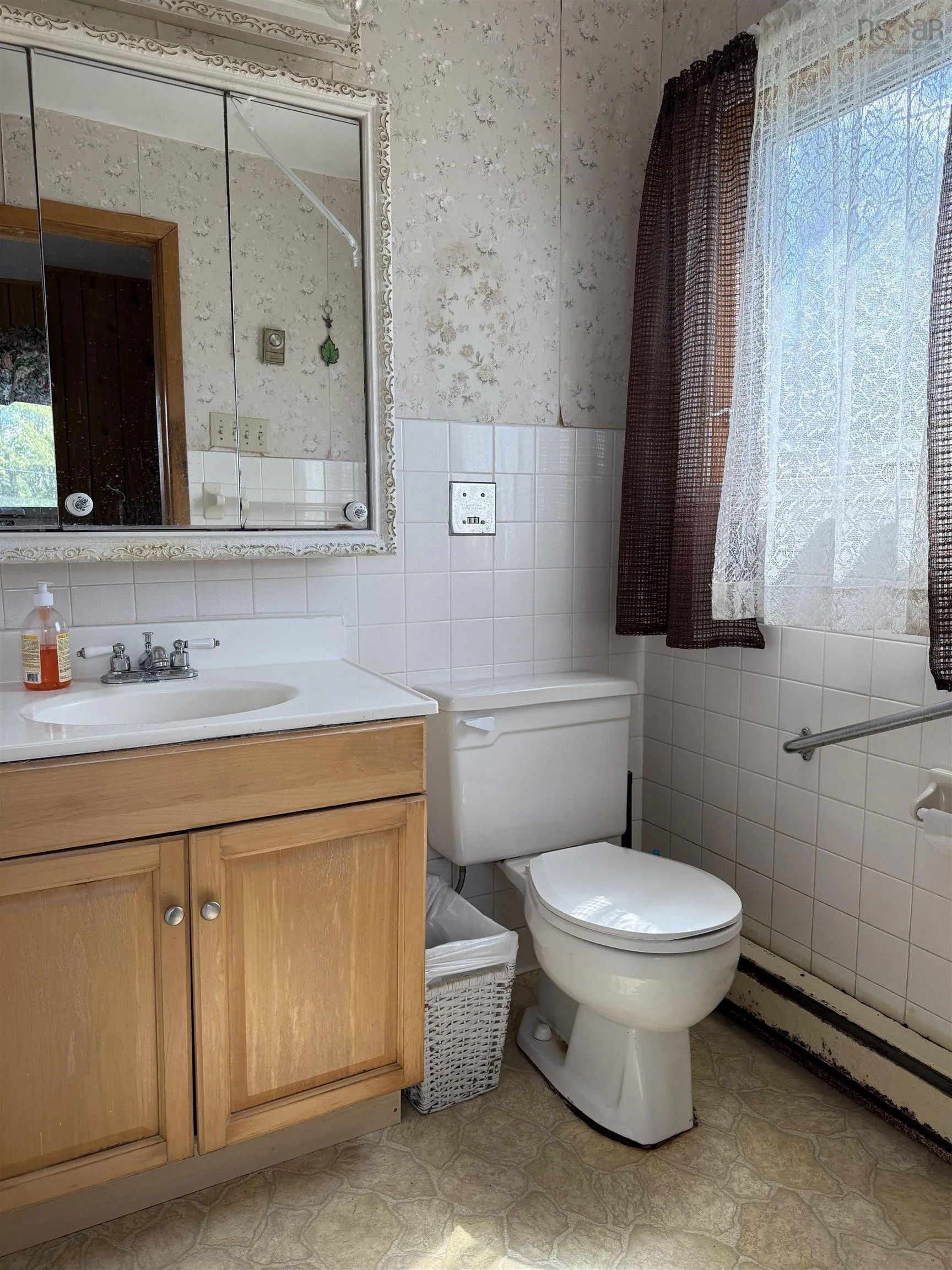 16986 Highway 7, Pleasant Harbour, NS B0J 3H0, 4 Bedrooms Bedrooms, ,2 BathroomsBathrooms,Residential,For Sale,Highway 7,202521419