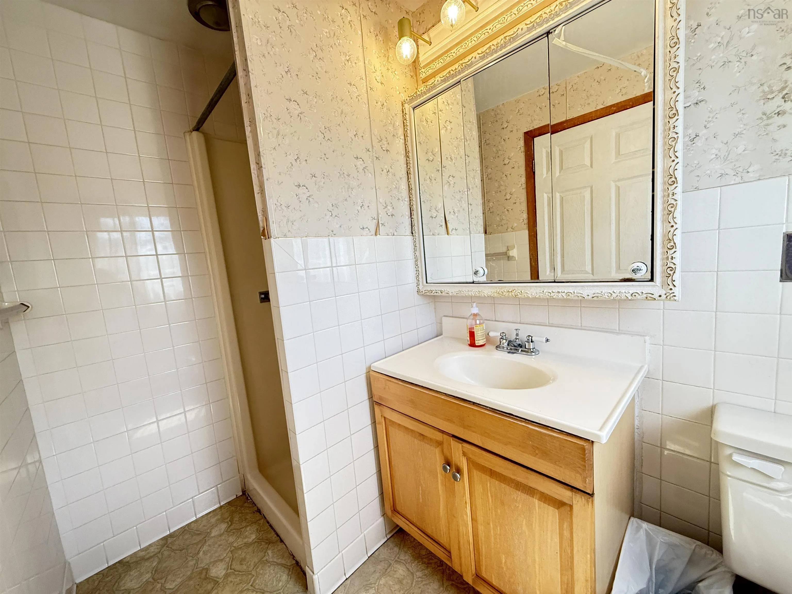 16986 Highway 7, Pleasant Harbour, NS B0J 3H0, 4 Bedrooms Bedrooms, ,2 BathroomsBathrooms,Residential,For Sale,Highway 7,202521419