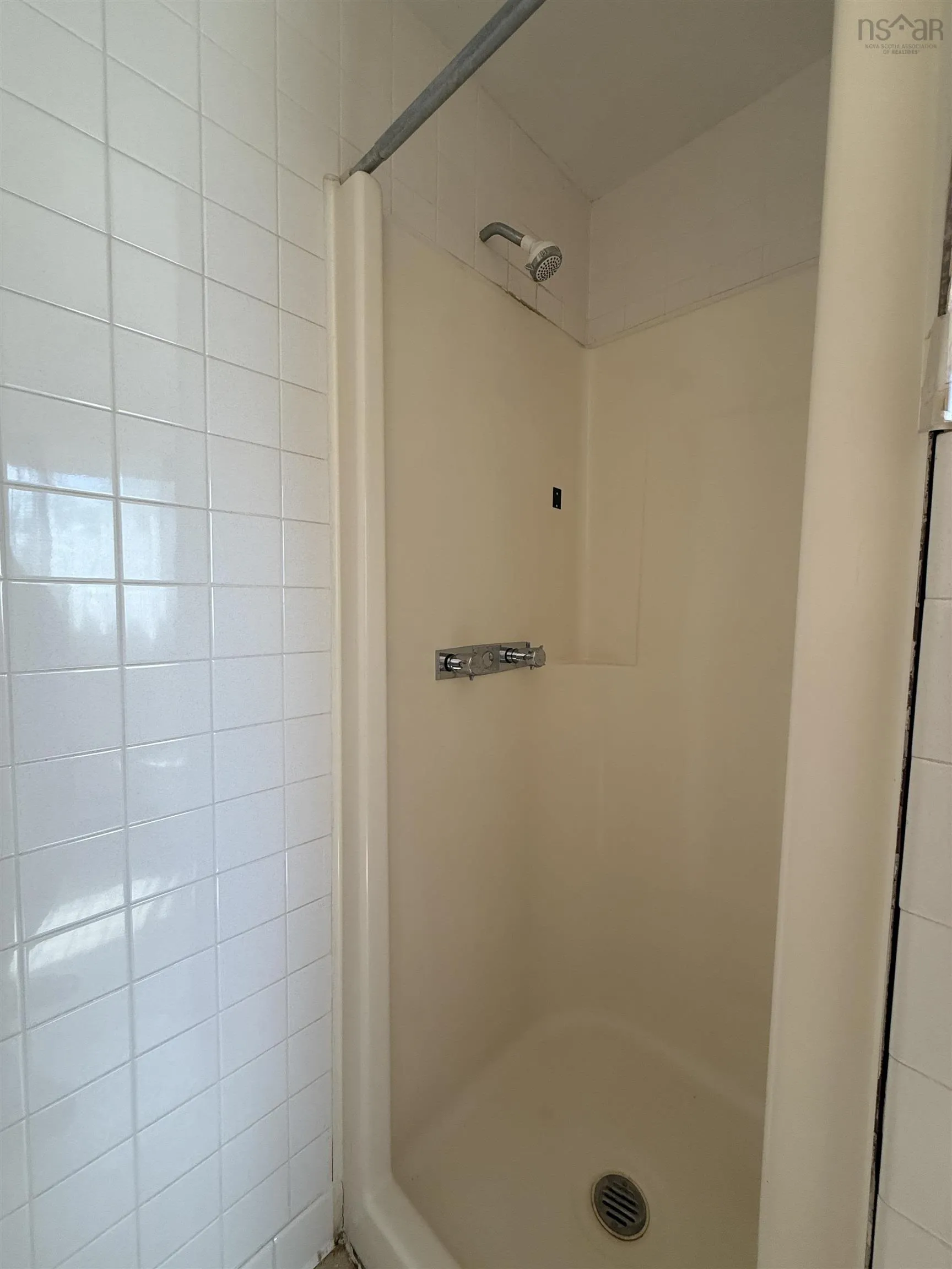 16986 Highway 7, Pleasant Harbour, NS B0J 3H0, 4 Bedrooms Bedrooms, ,2 BathroomsBathrooms,Residential,For Sale,Highway 7,202521419