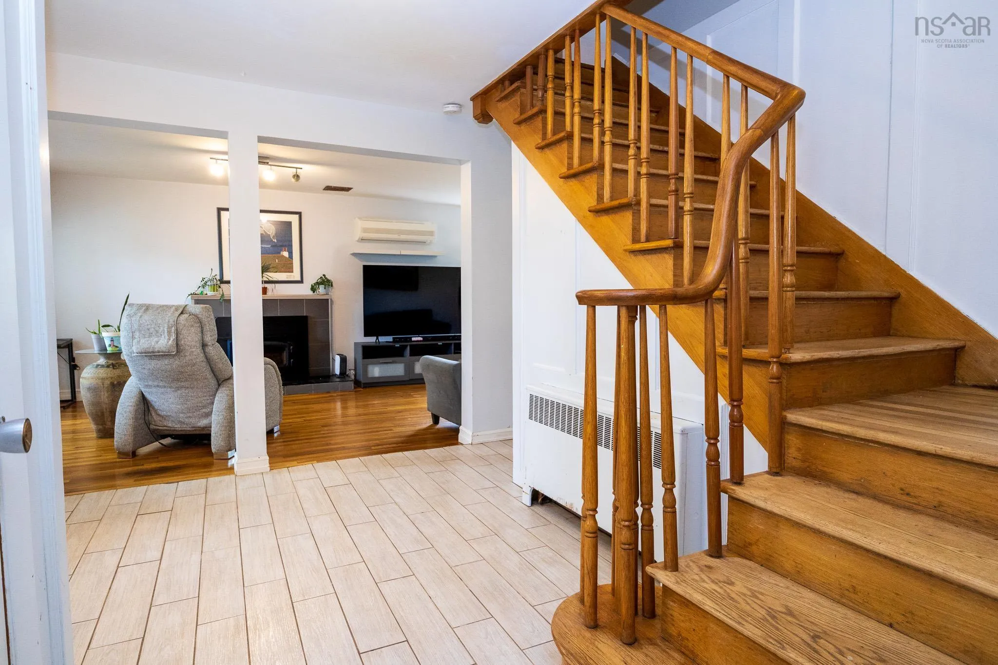 79 Whitney Avenue, Sydney Ns B1p 4z8, 7 Bedrooms Bedrooms, ,3 BathroomsBathrooms,Residential,For Sale,Whitney Avenue,202510526