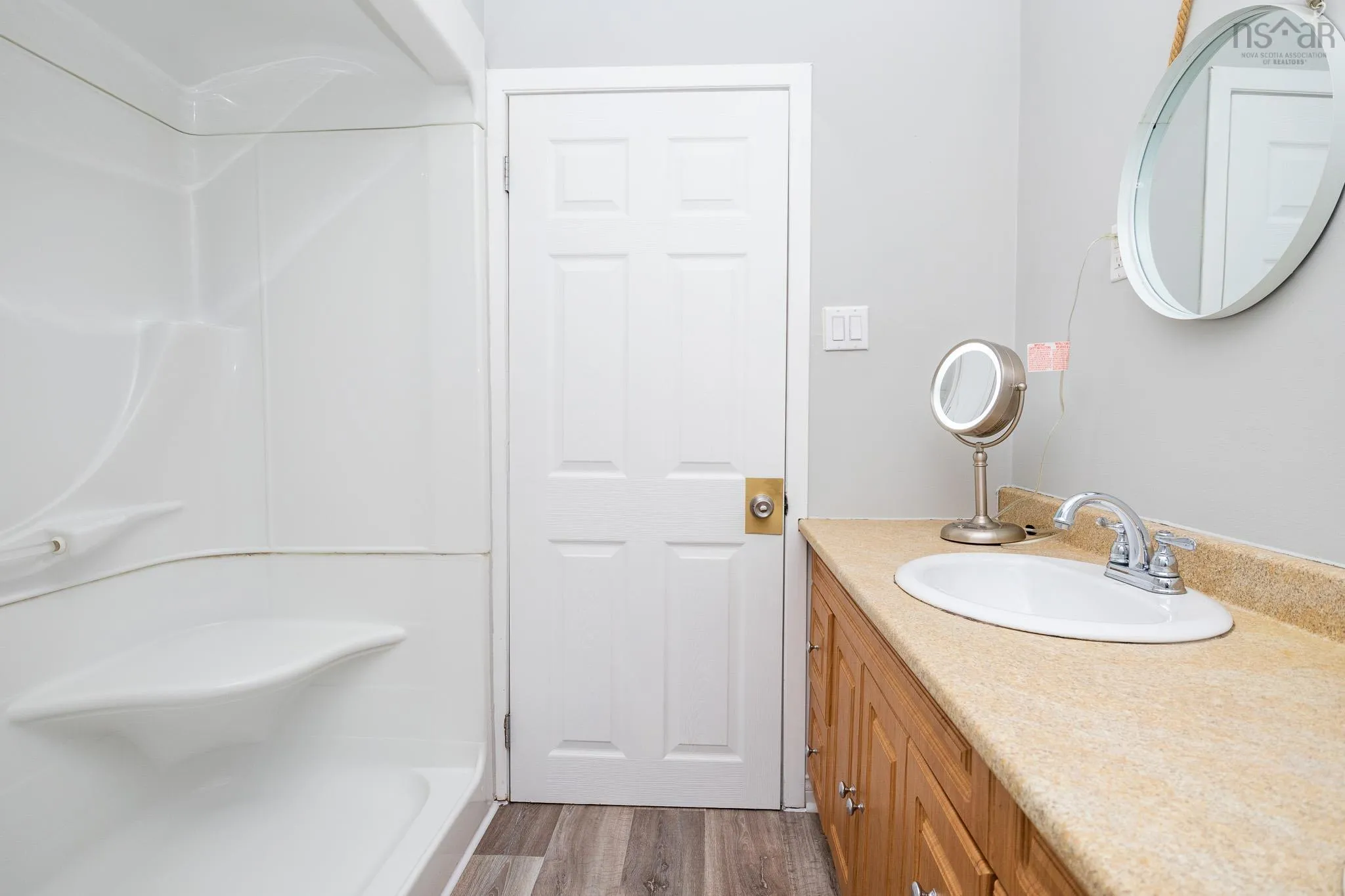 79 Whitney Avenue, Sydney Ns B1p 4z8, 7 Bedrooms Bedrooms, ,3 BathroomsBathrooms,Residential,For Sale,Whitney Avenue,202510526