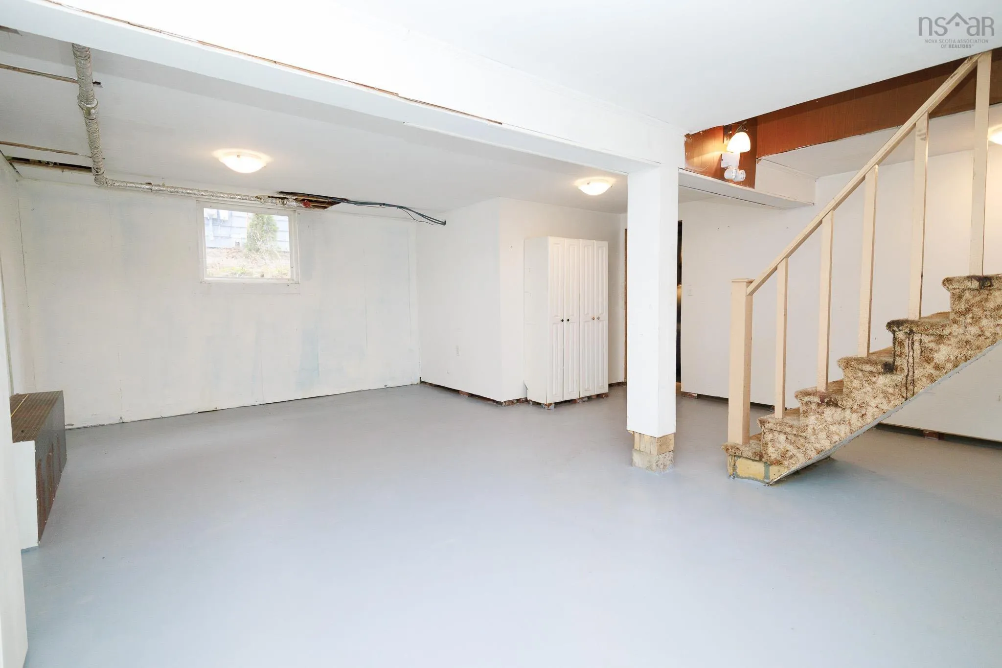 79 Whitney Avenue, Sydney Ns B1p 4z8, 7 Bedrooms Bedrooms, ,3 BathroomsBathrooms,Residential,For Sale,Whitney Avenue,202510526