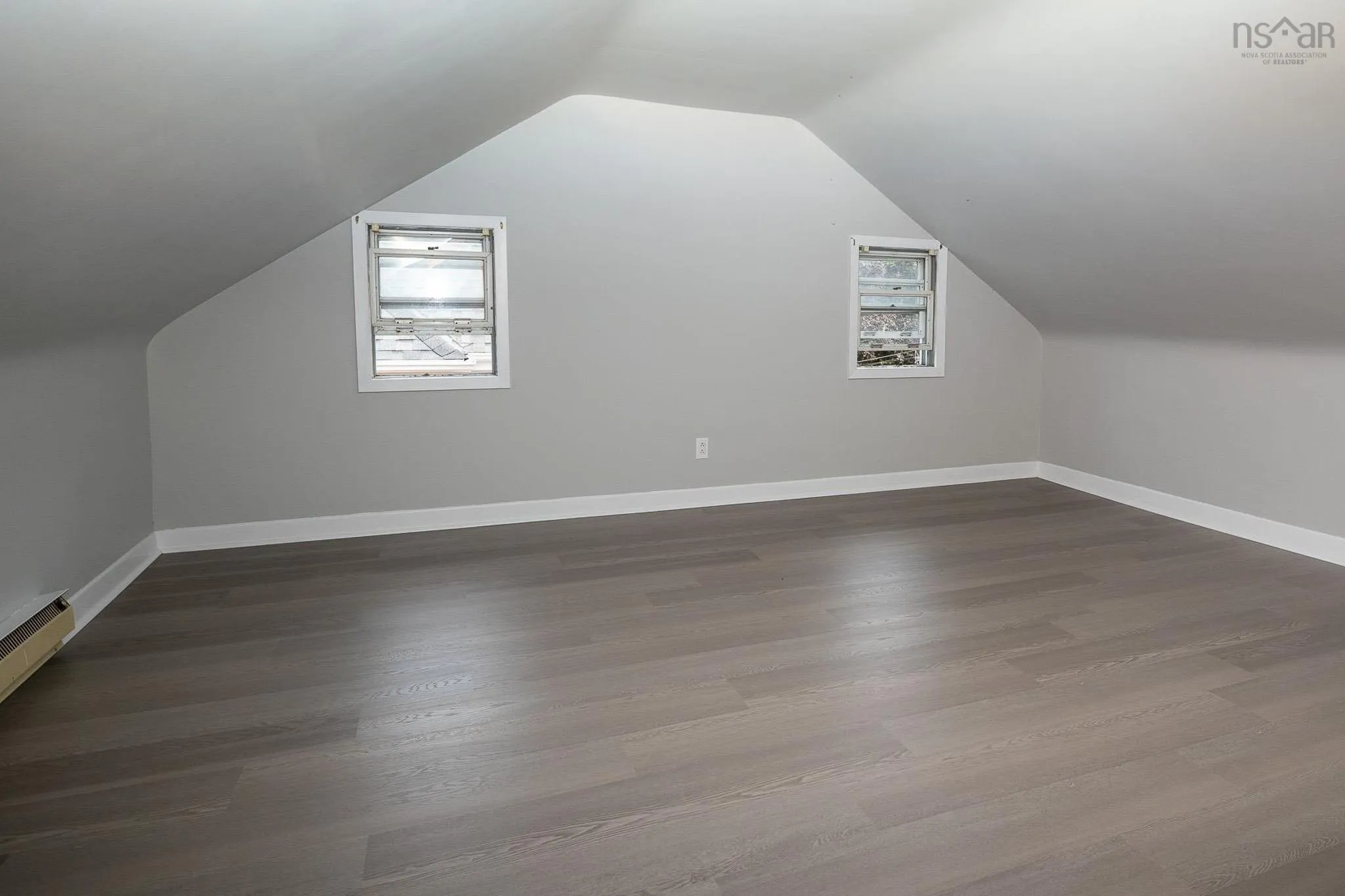 79 Whitney Avenue, Sydney Ns B1p 4z8, 7 Bedrooms Bedrooms, ,3 BathroomsBathrooms,Residential,For Sale,Whitney Avenue,202510526