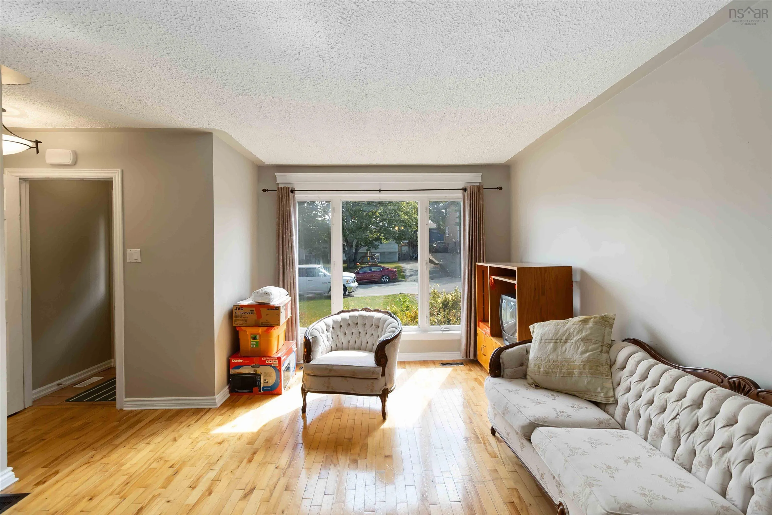 123b Adelaide Avenue, Halifax, NS B3N 2P1, 2 Bedrooms Bedrooms, ,2 BathroomsBathrooms,Residential,For Sale,Adelaide,202524229
