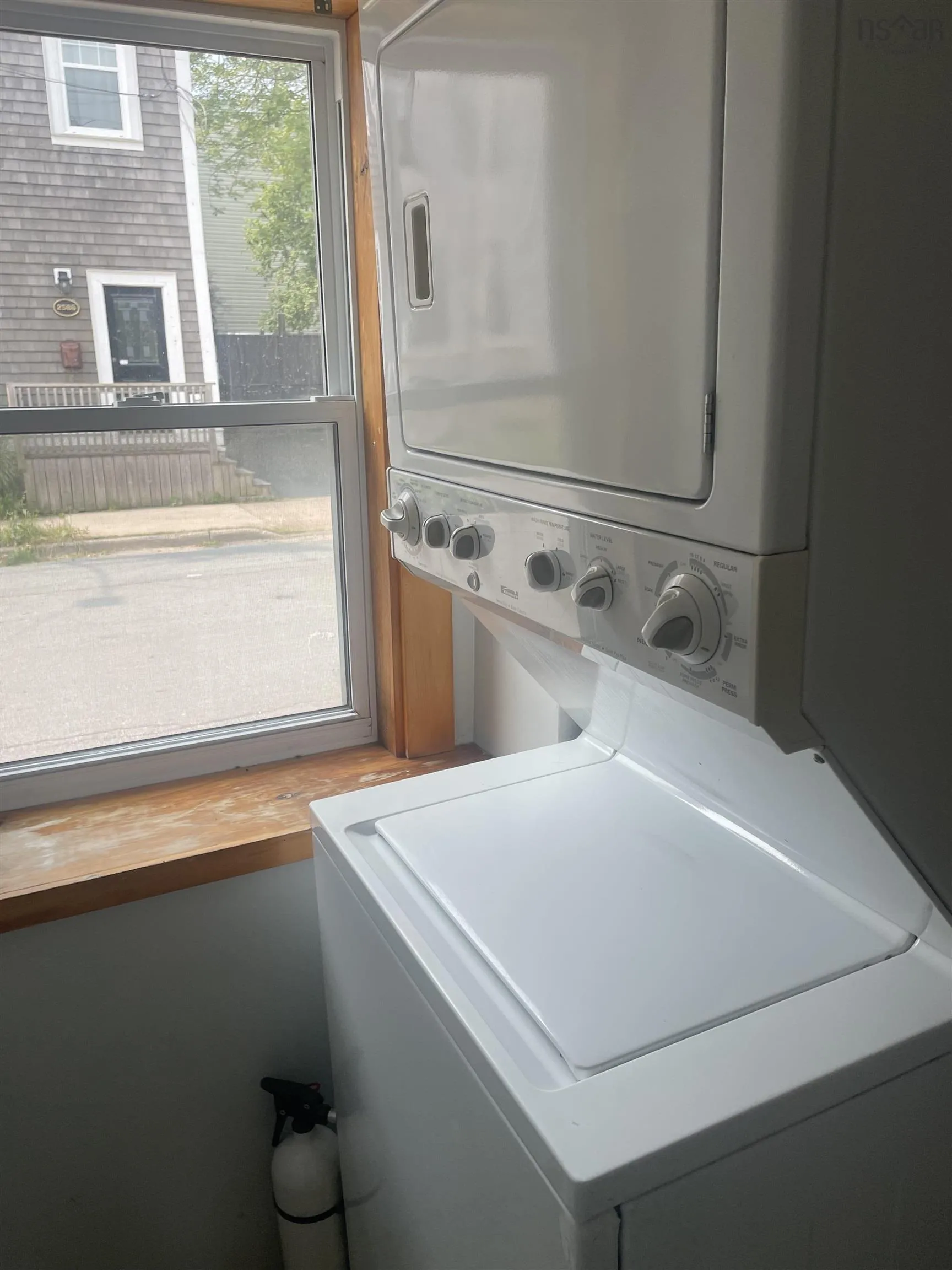 2585 Maynard Street, Halifax, NS B3K 3V6, 3 Bedrooms Bedrooms, ,1 BathroomBathrooms,Residential,For Sale,Maynard,202521286